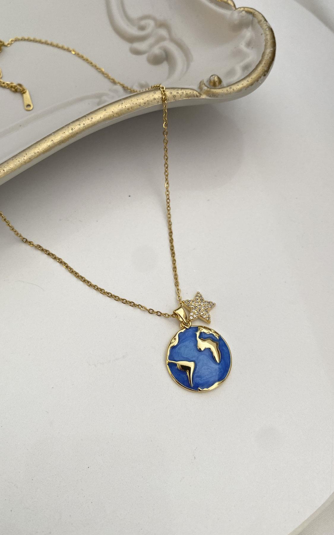 Dünya ve Yıldız Figürlü Gold Çelik Kolye
