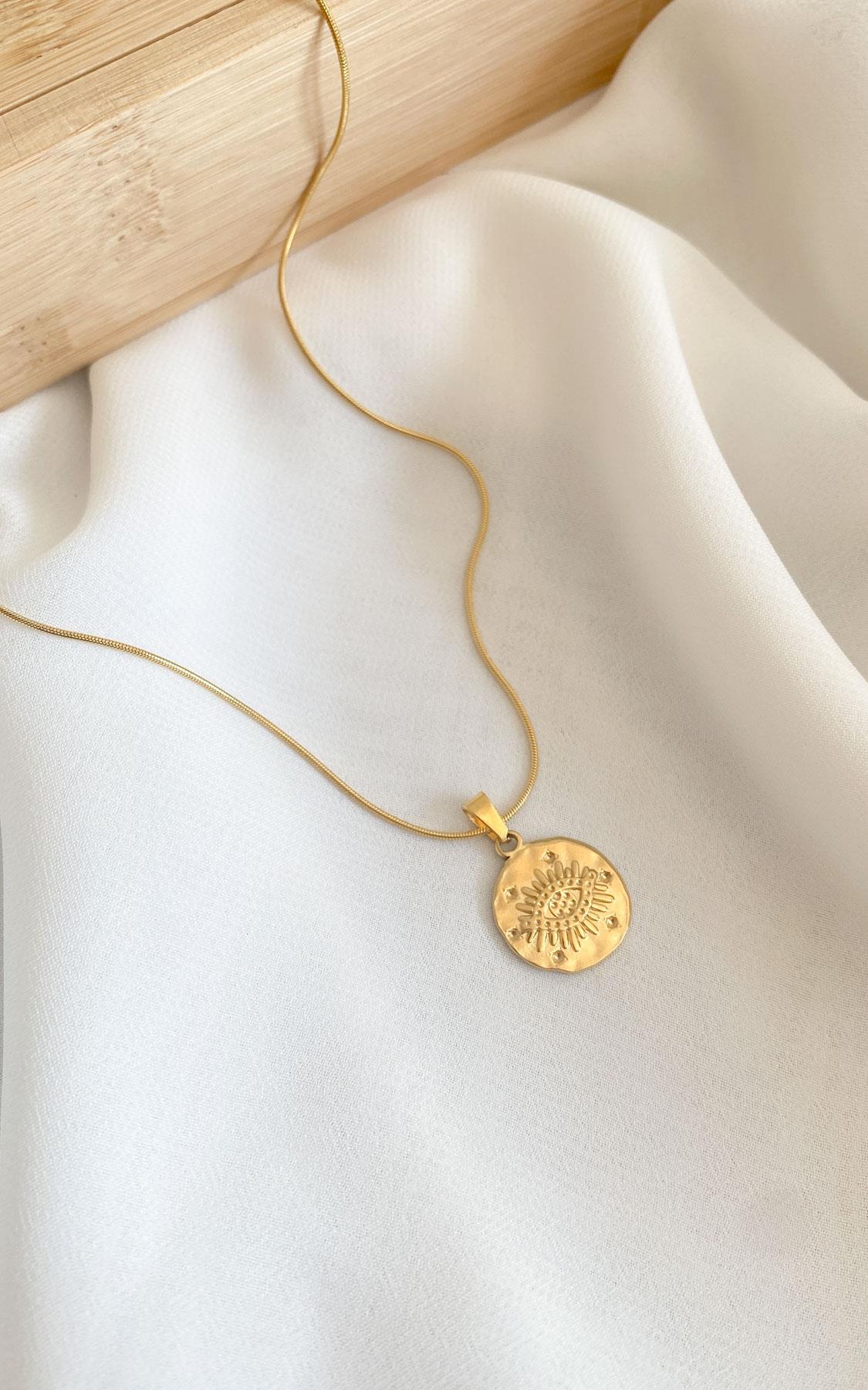 Geometrik Plaka Göz Desenli Yılan Zincirli Gold Çelik Kolye