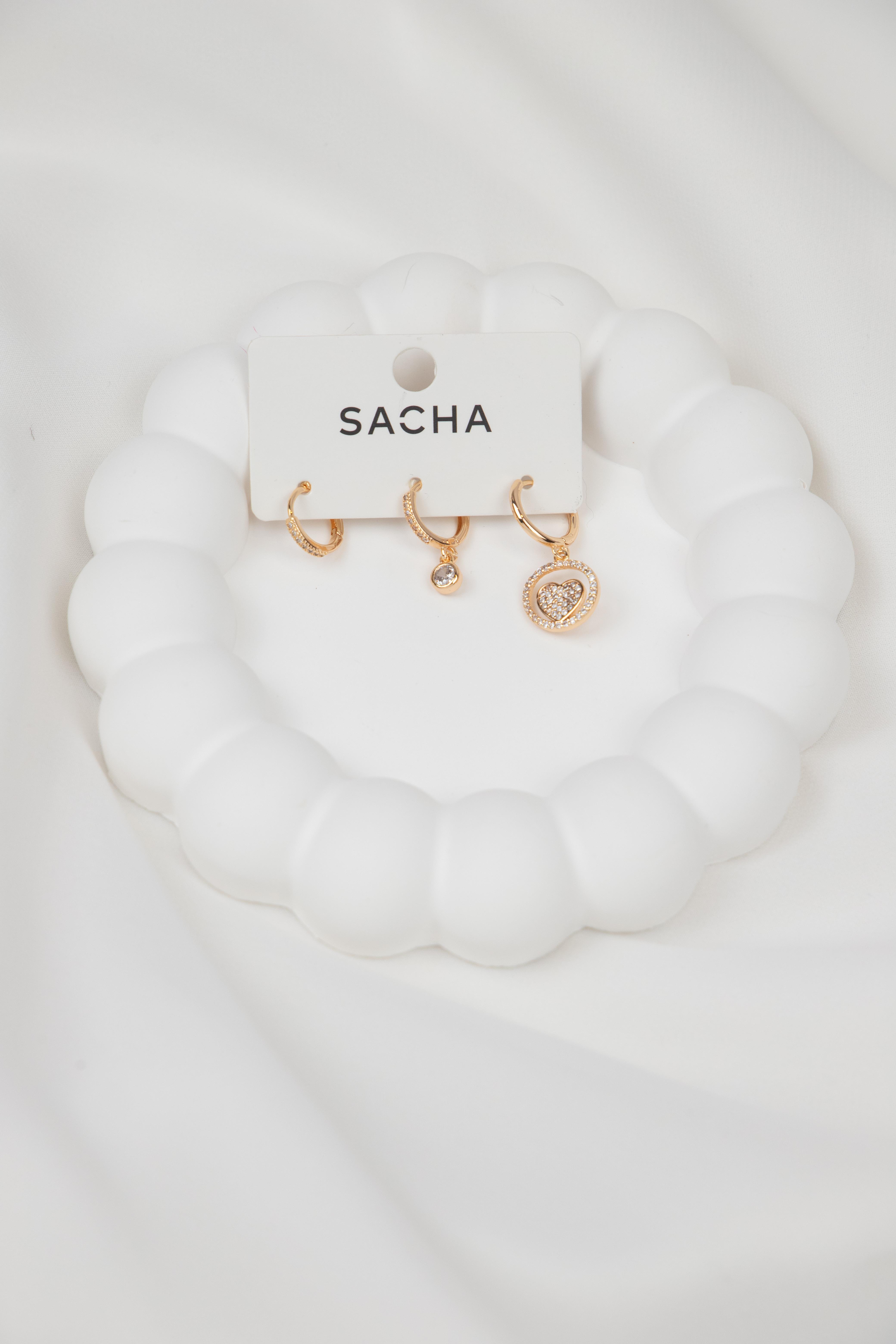 Kalp Figürlü Gold Set Küpe