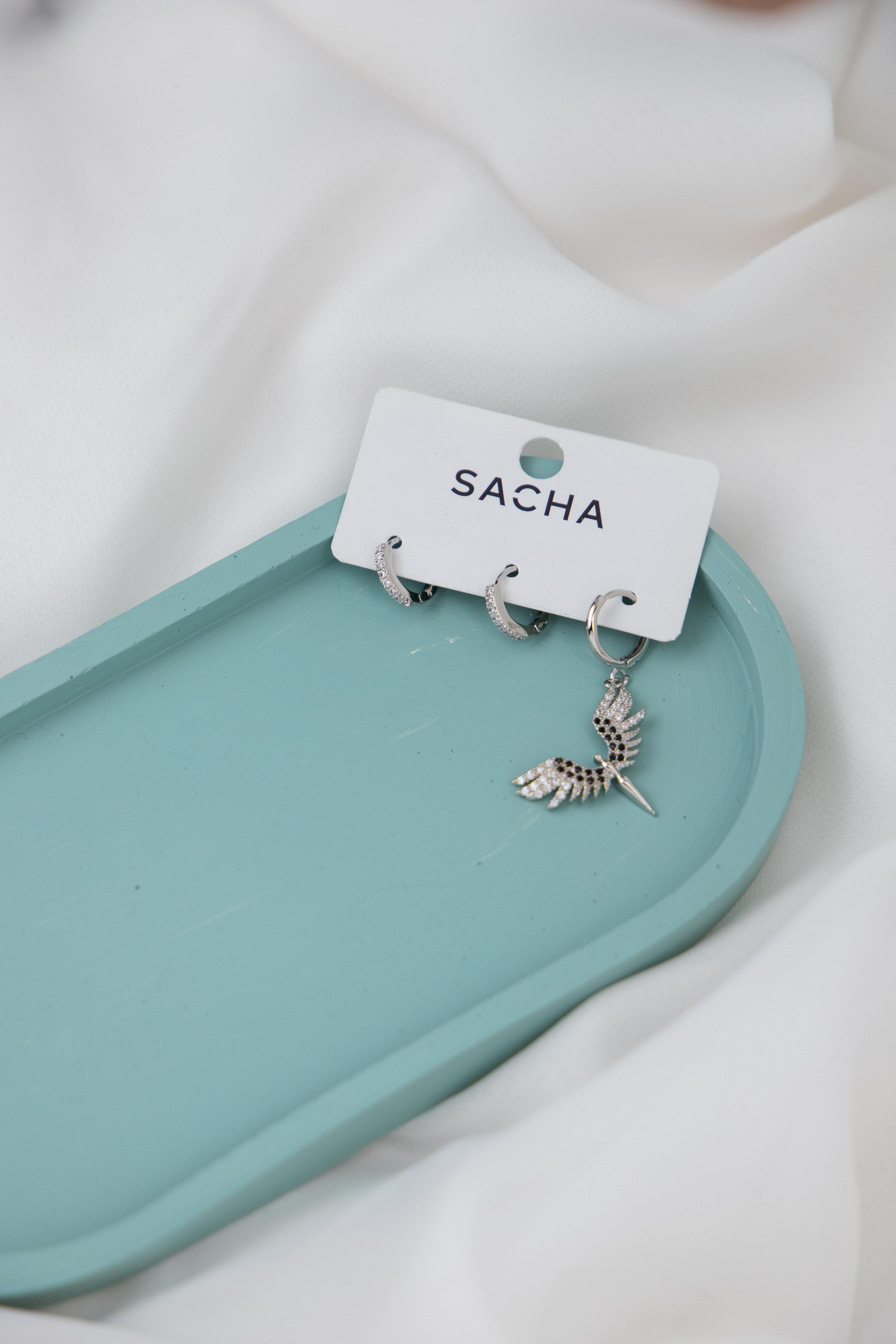 Melek Figürlü Gümüş Set Küpe