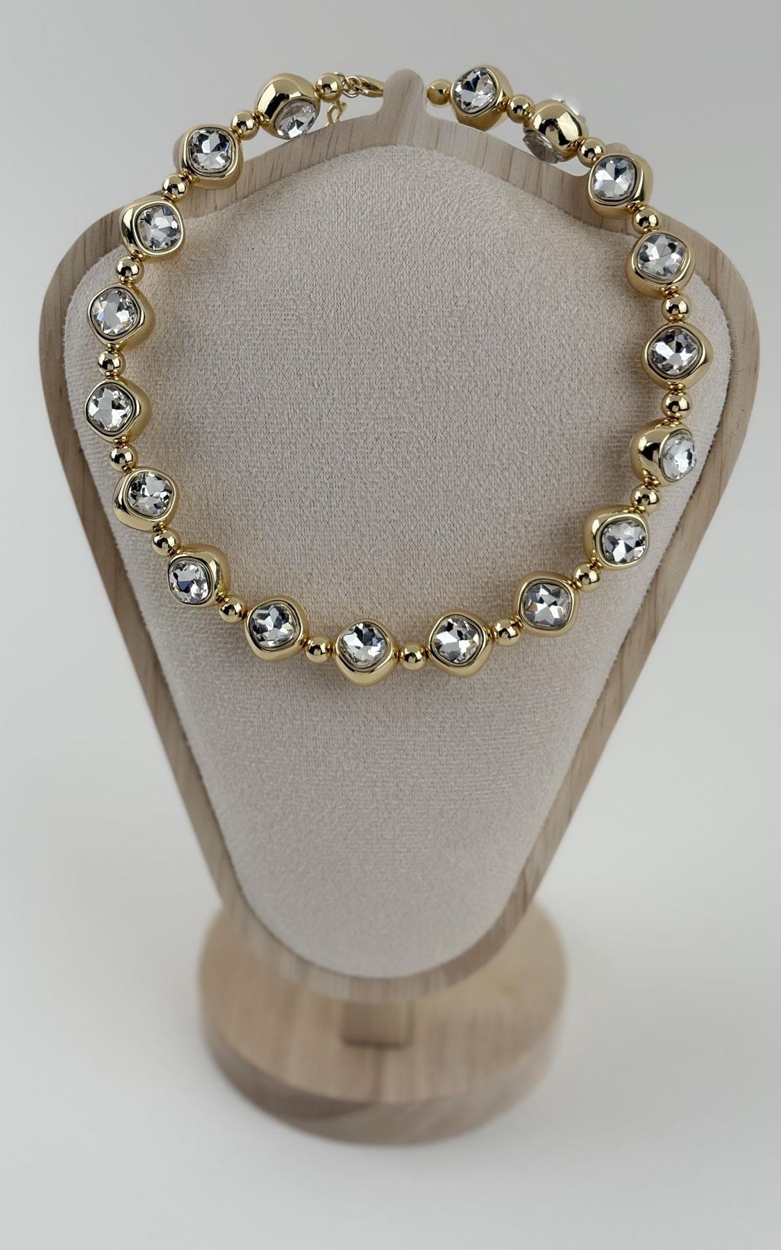Taşlı Topçuk Sıralı Choker Kolye