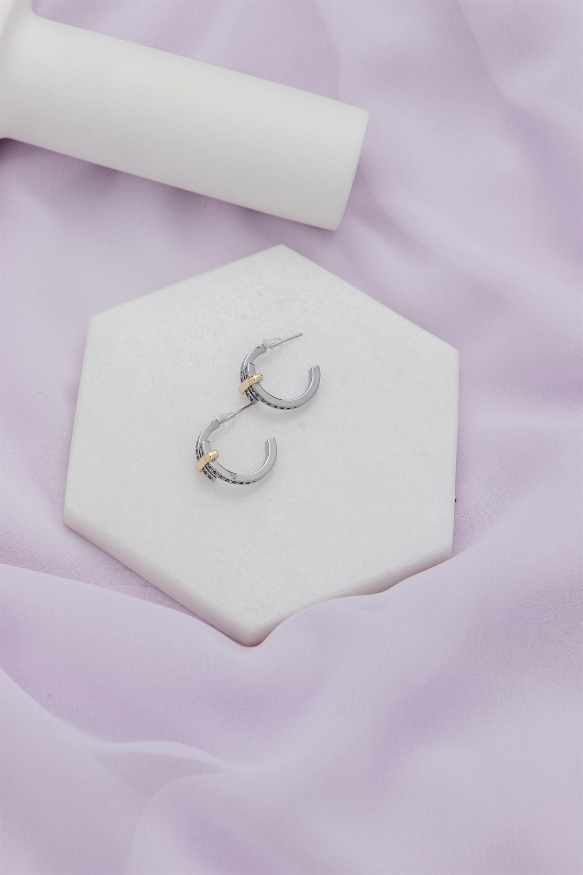 Zirkon Taşlı Gold Gümüş Yarım Halka Küpe