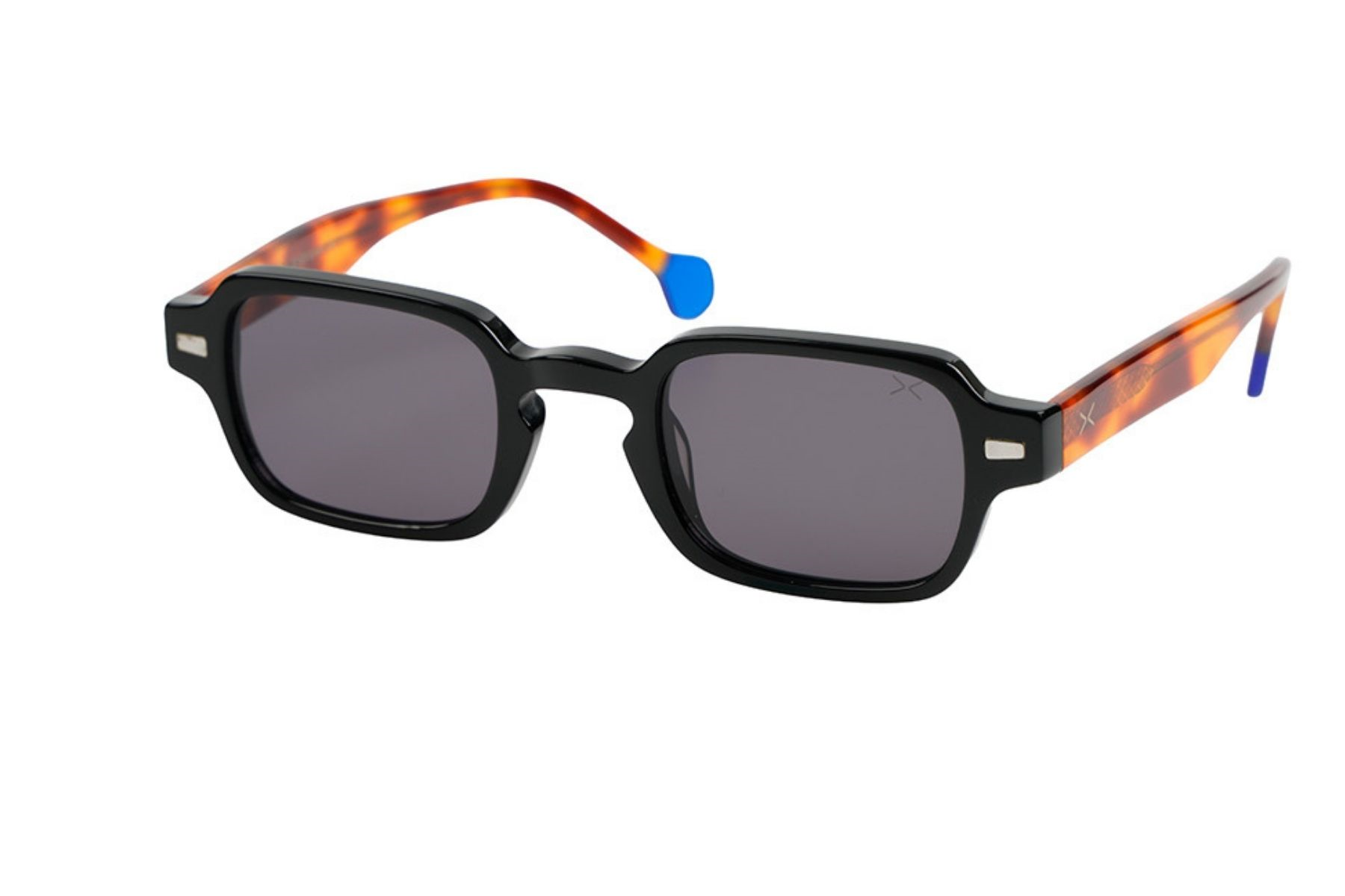 Black 8823 C1  BR BLUE 44