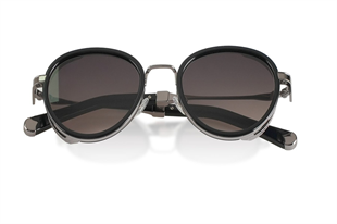 Retro REVOLUTION III C04 49