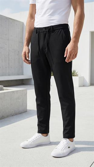 Siyah ipli Kolay Ütülenebilir Easy Iron Jogger Erkek Pantolon