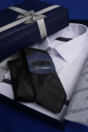 Gömlek Kravat Seti (Hediye Kutusunda Siyah Baklava Desenli Kravat & Beyaz Armür Slimfit Gömlek)
