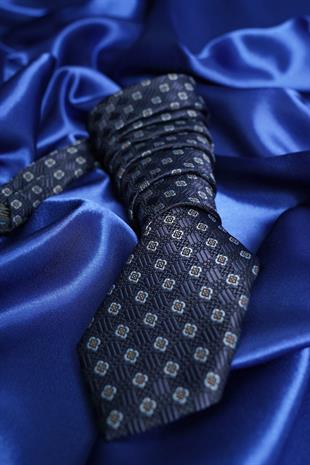 Koyu Mavi Saten & Lacivert Turuncu Desen Hediye Kutulu Gömlek Kravat Seti 