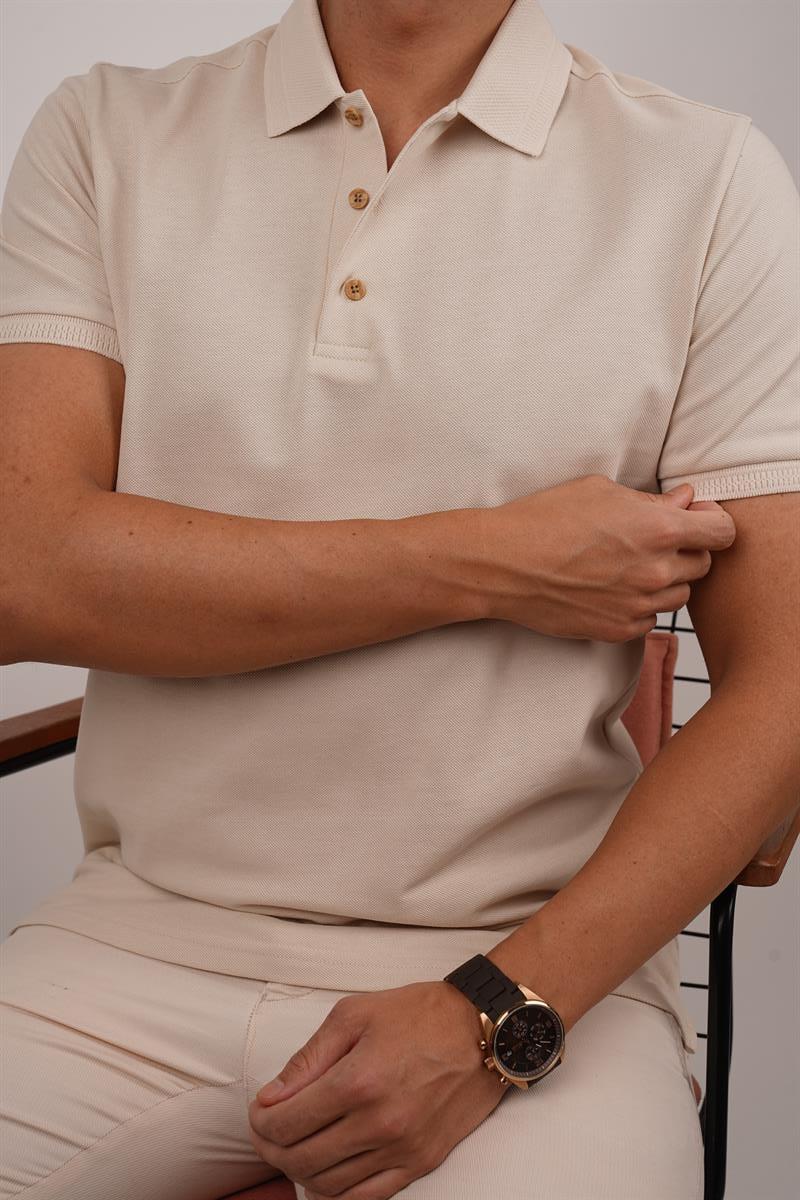 Bej Yaka Desenli Erkek Polo Yaka Tişört · 2