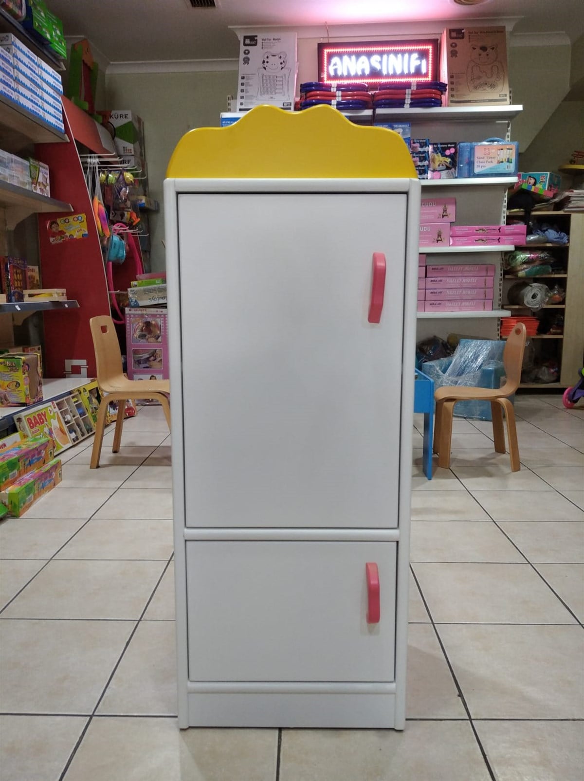 Ahşap Mutfak Köşesi Buzdolabı