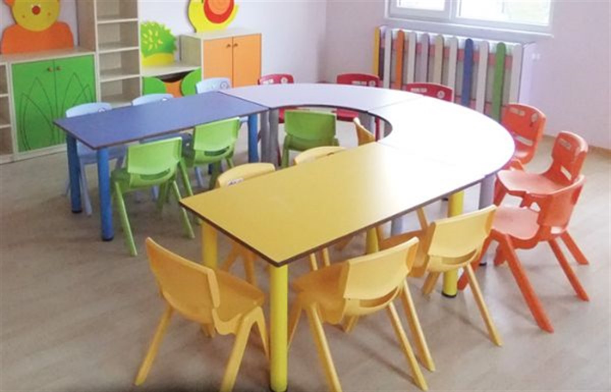 Anaokulu Anasınıfı  U Grup Masası 