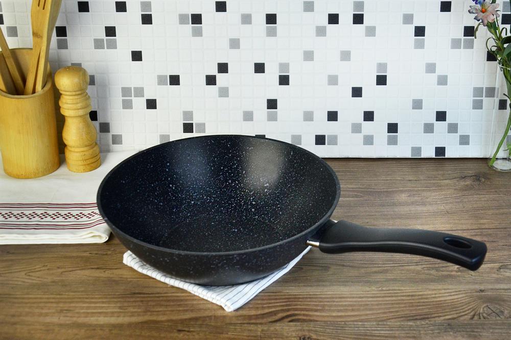 PAÇİ-28 CM MAT SİYAH WOK GRANİT TAVA