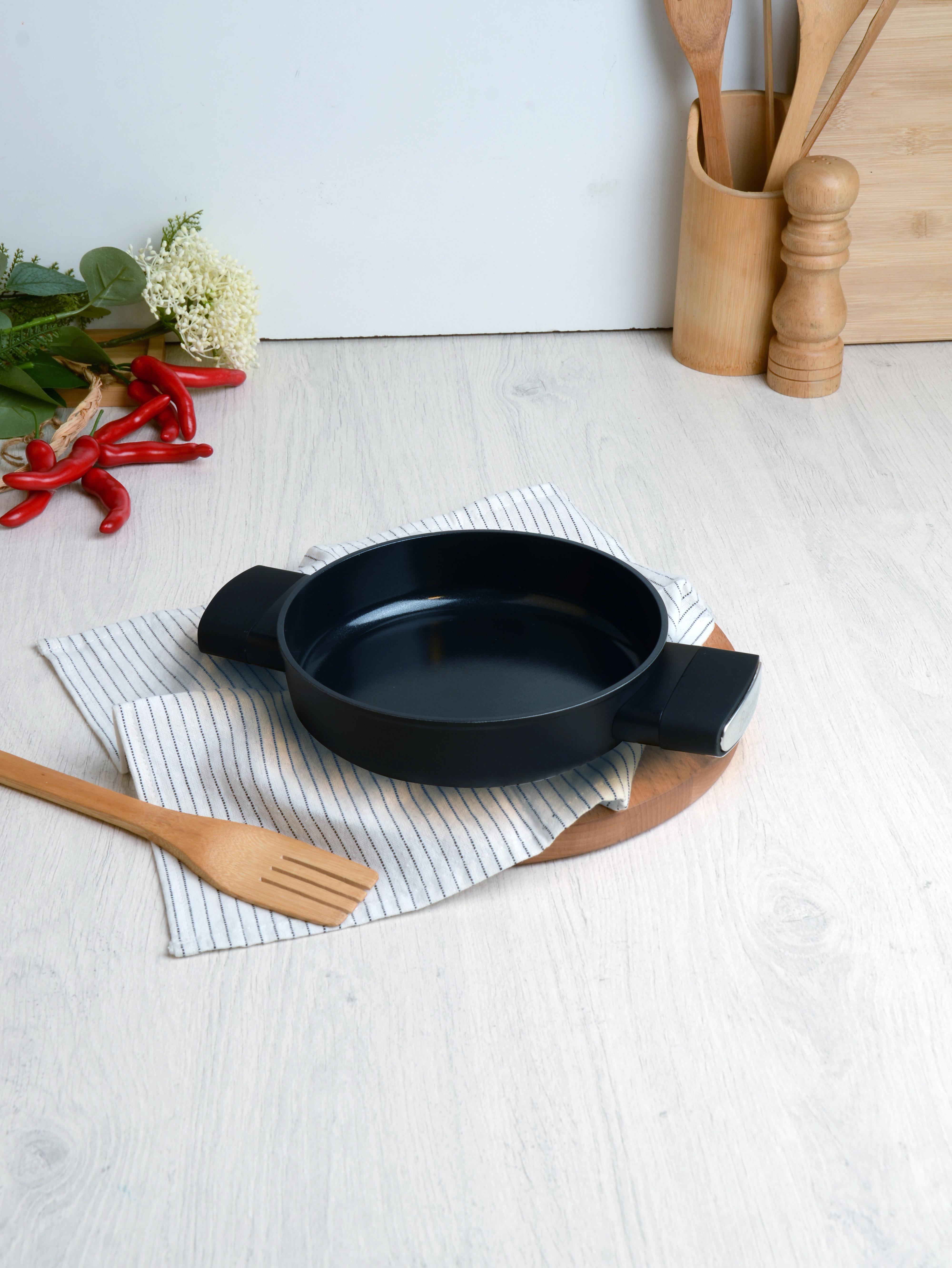 BELARİVA-18 CM SİYAH SİLİKON SAPLI SAHAN