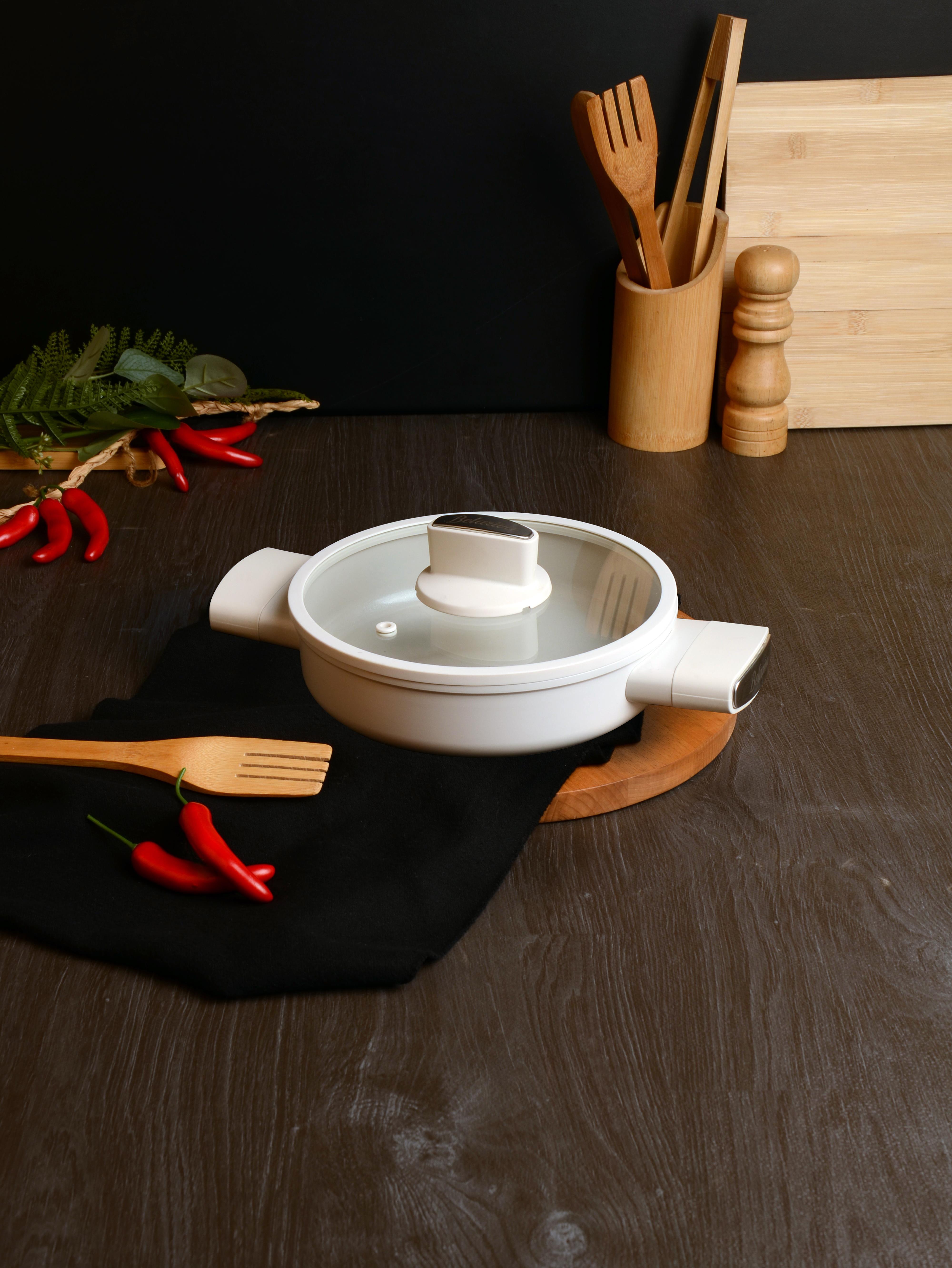 BELARİVA-20 CM CAM KAPAKLI BEYAZ SİLİKON SAPLI SAHAN