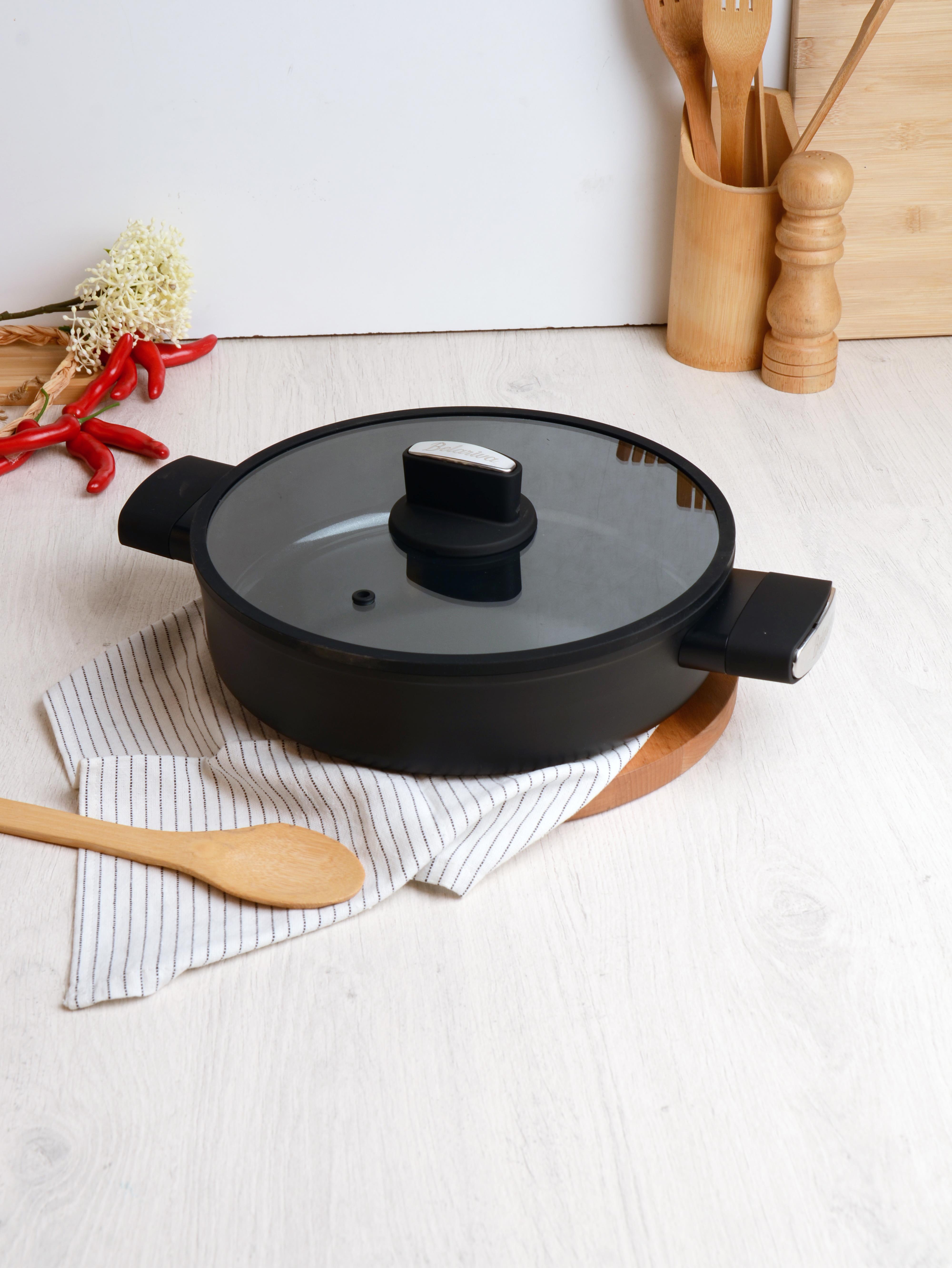 BELARİVA-30 CM SİYAH SİLİKON SAPLI BASIK TENCERE