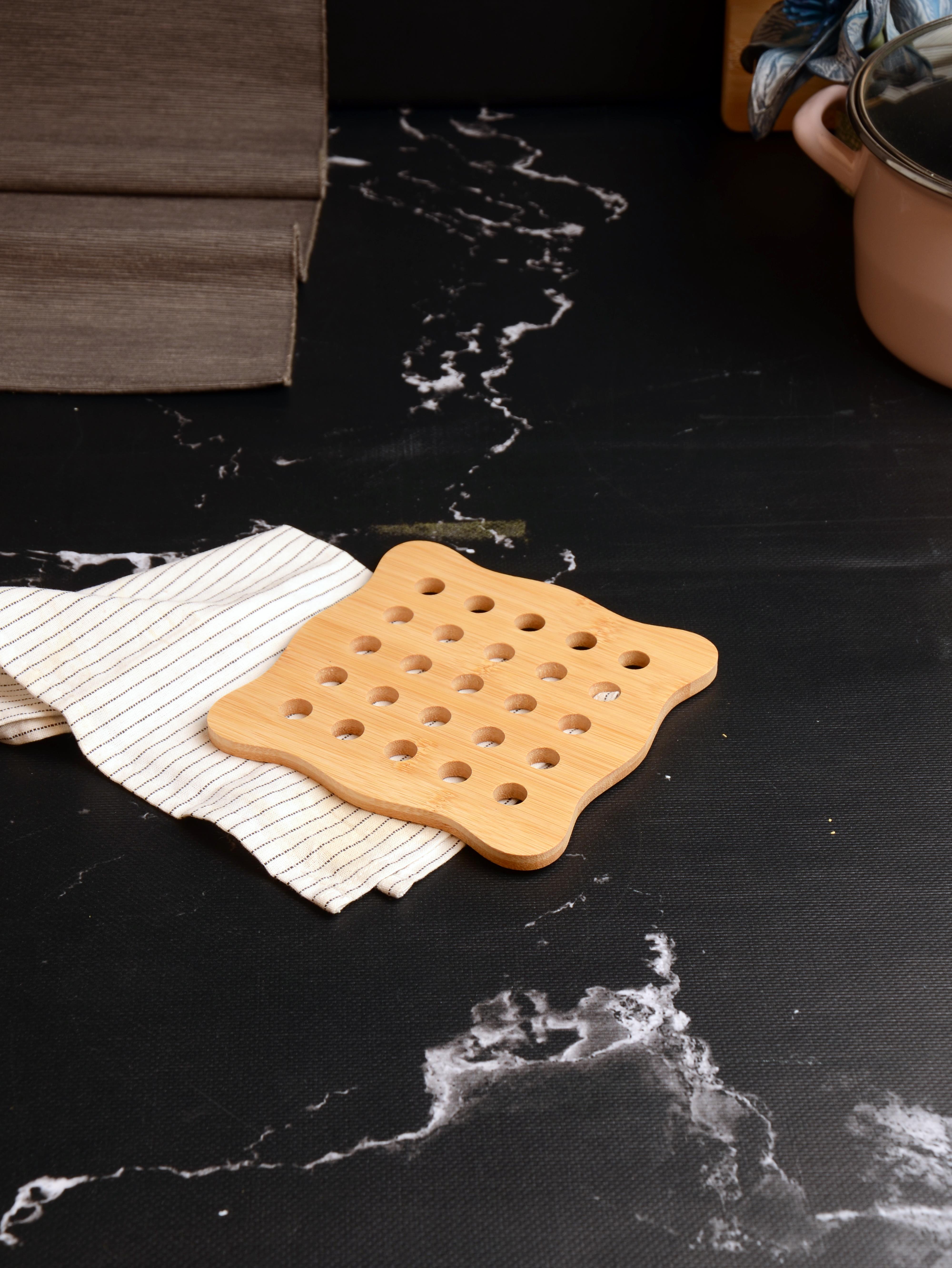 PAÇİ-BAMBU NİHALE