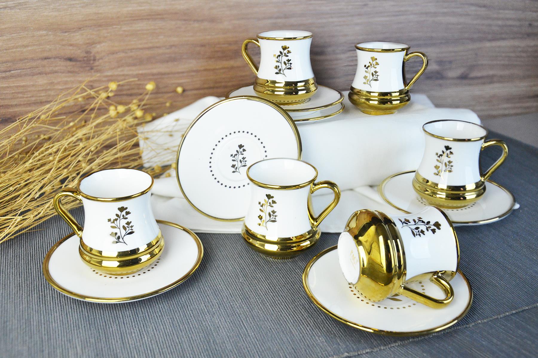 PAÇİ-REGİNA AYAKLI BEYAZ YALDIZLI ÇİÇEKLİ KAHVE FİNCANI