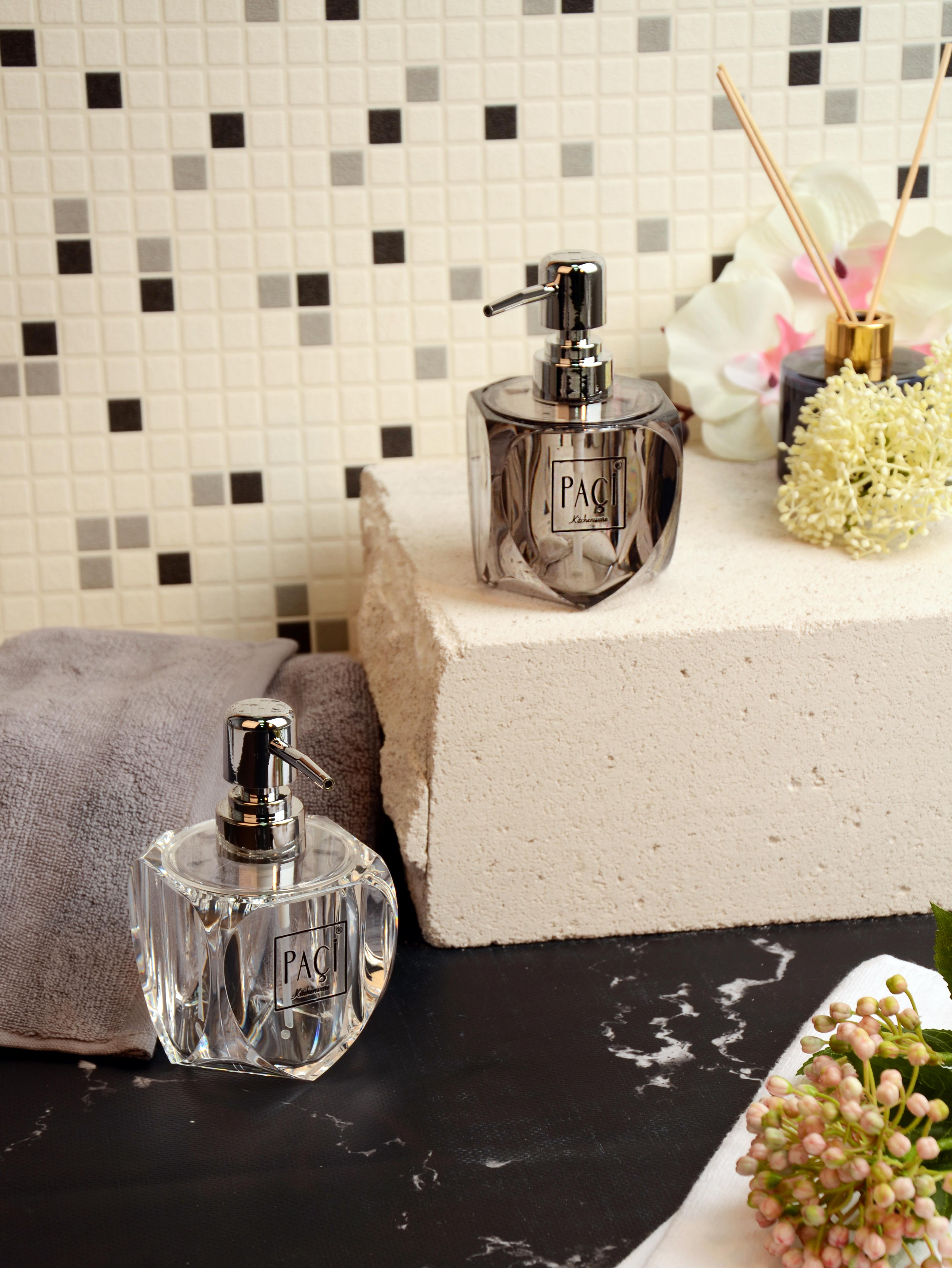 PAÇİ-ŞEFFAF AKRİLİK KRİSTAL SIVI SABUNLUK