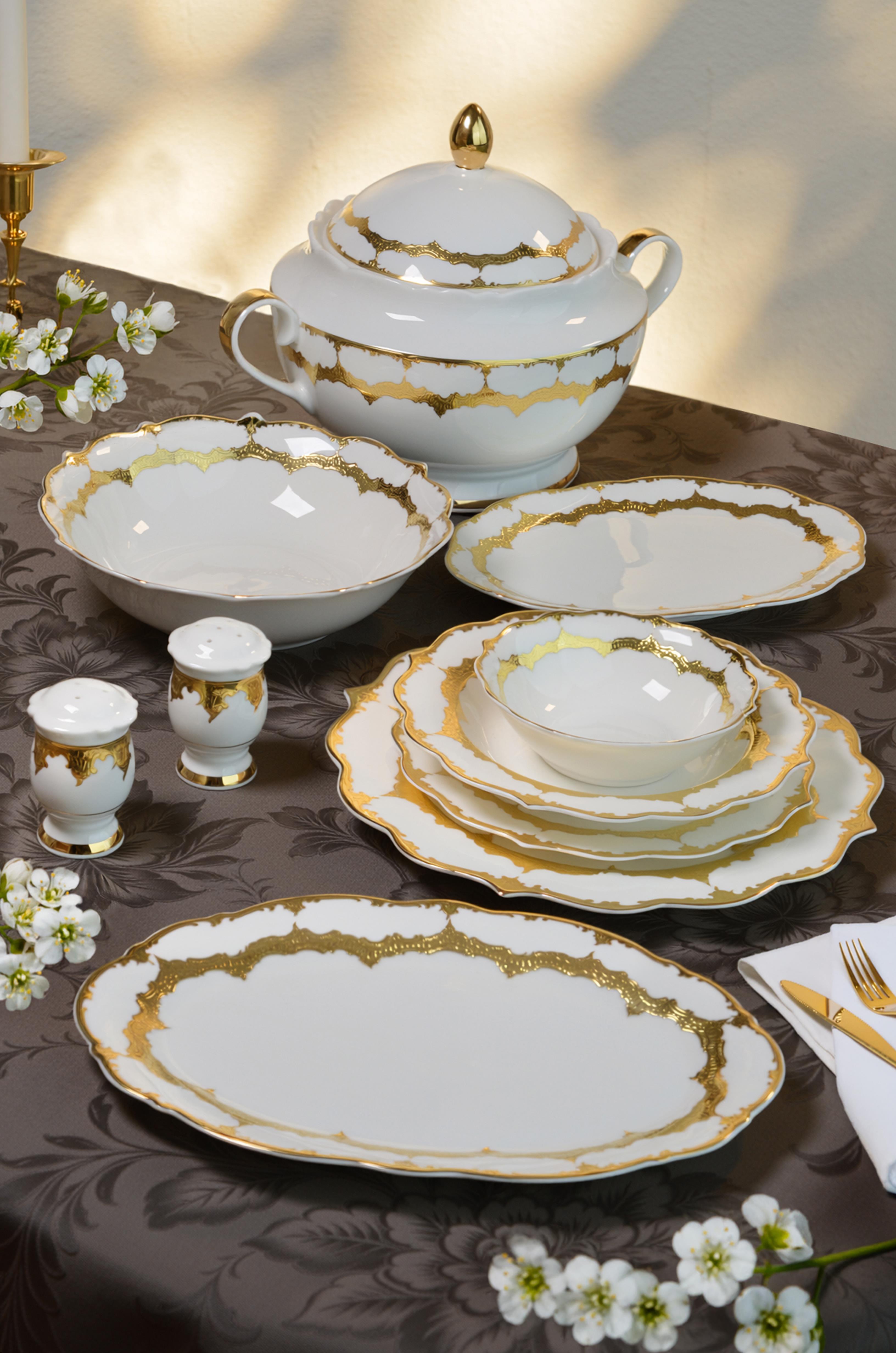 ROYAL CHARME-RAVIVAL 60 PARÇA 24 K ALTIN YEMEK TAKIMI