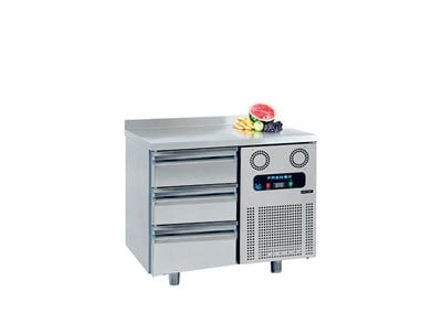 Frenox Tezgah Tipi Buz Dolabı 3 Çekmeceli  10 20 93 5*70*85 cm