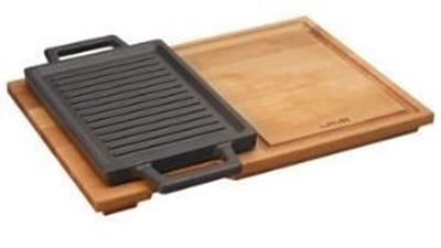 Lava Döküm  Dikdörtgen Hot Plate, ahşap altlıklı. Ölçü 22x15cm.