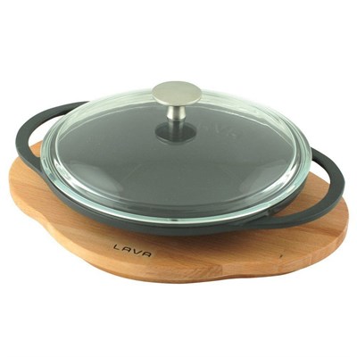 Lava Döküm  Saç Kavurma Tavası, Metal Kulplu, Cam kapaklı ve ahşap altlıklı. Çap20cm.