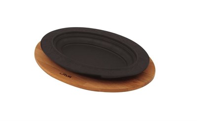 Lava Döküm   Oval Döner, Kebap Tabağı, ahşap altlıklı. Ölçü 28x20cm.