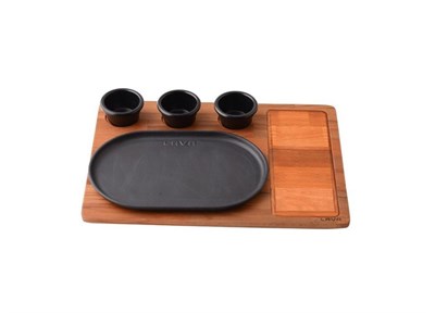Lava Döküm   Oval Servis Tabağı ve Ahşap altlığı. Siyah Renk. Ölçü 18x28cm.  (Bu ürüne Sos kapları dahil değildir)