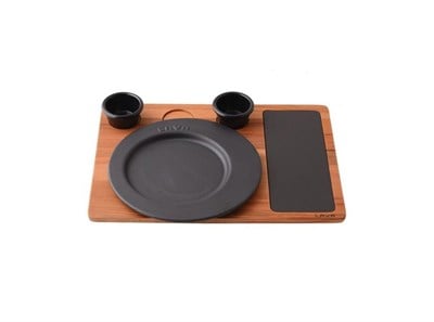 Lava Döküm   Yuvarlak Servis Tabağı, Ahşap altlığı ve Döküm demir plaka. Siyah Renk. Çap24cm.  (Bu ürüne Sos kapları dahil değil