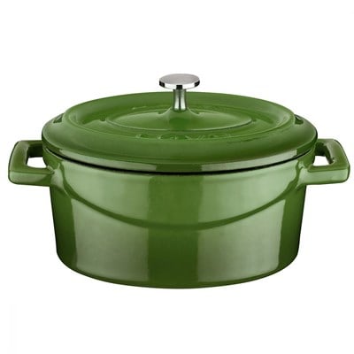 Lava Döküm  Oval Tencere. Ölçü 26x33cm.