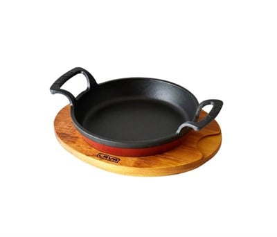Lava Döküm  Yuvarlak Kulplu Tava ve Ahşap Altlıklı. Çap16cm.