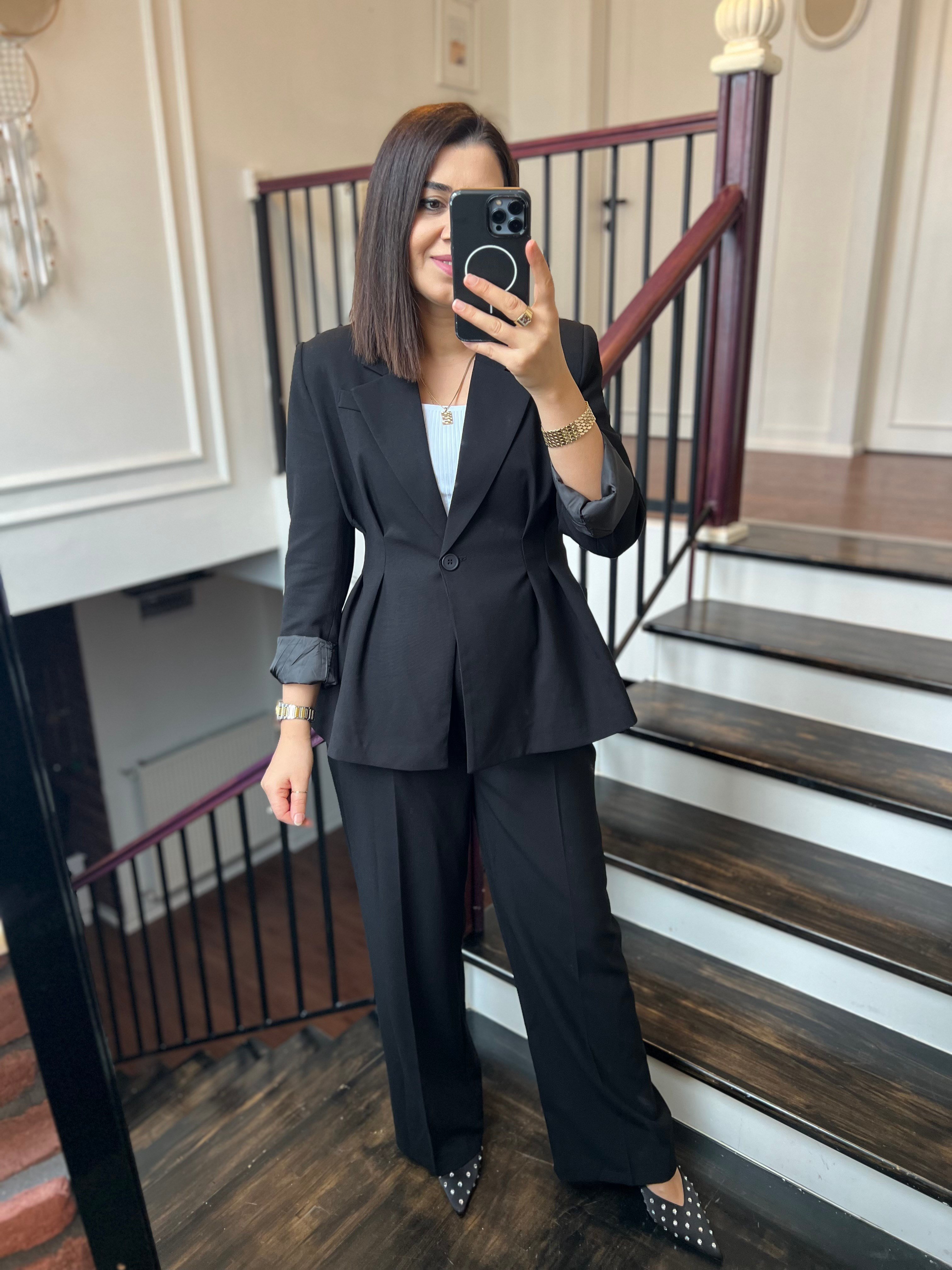 Belden Oturtmalı Pantolon Takım Siyah