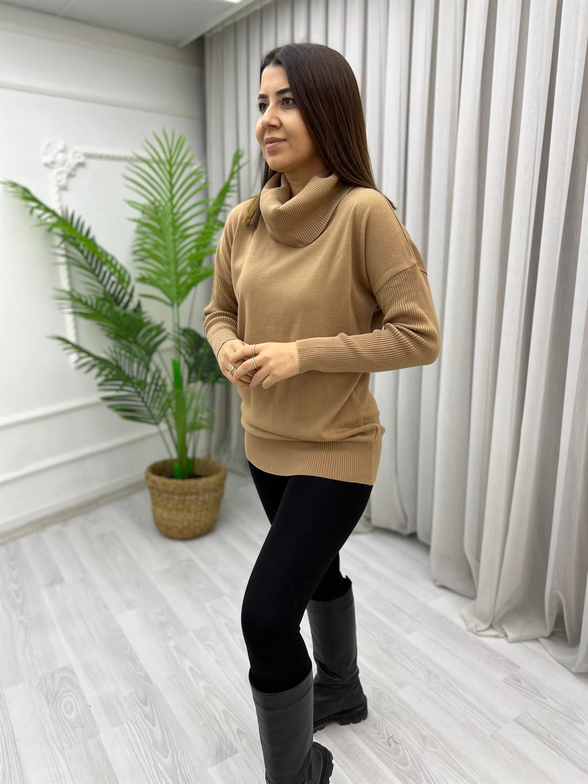 Degaje Yaka Cepli Triko Bluz Sütlü Kahve