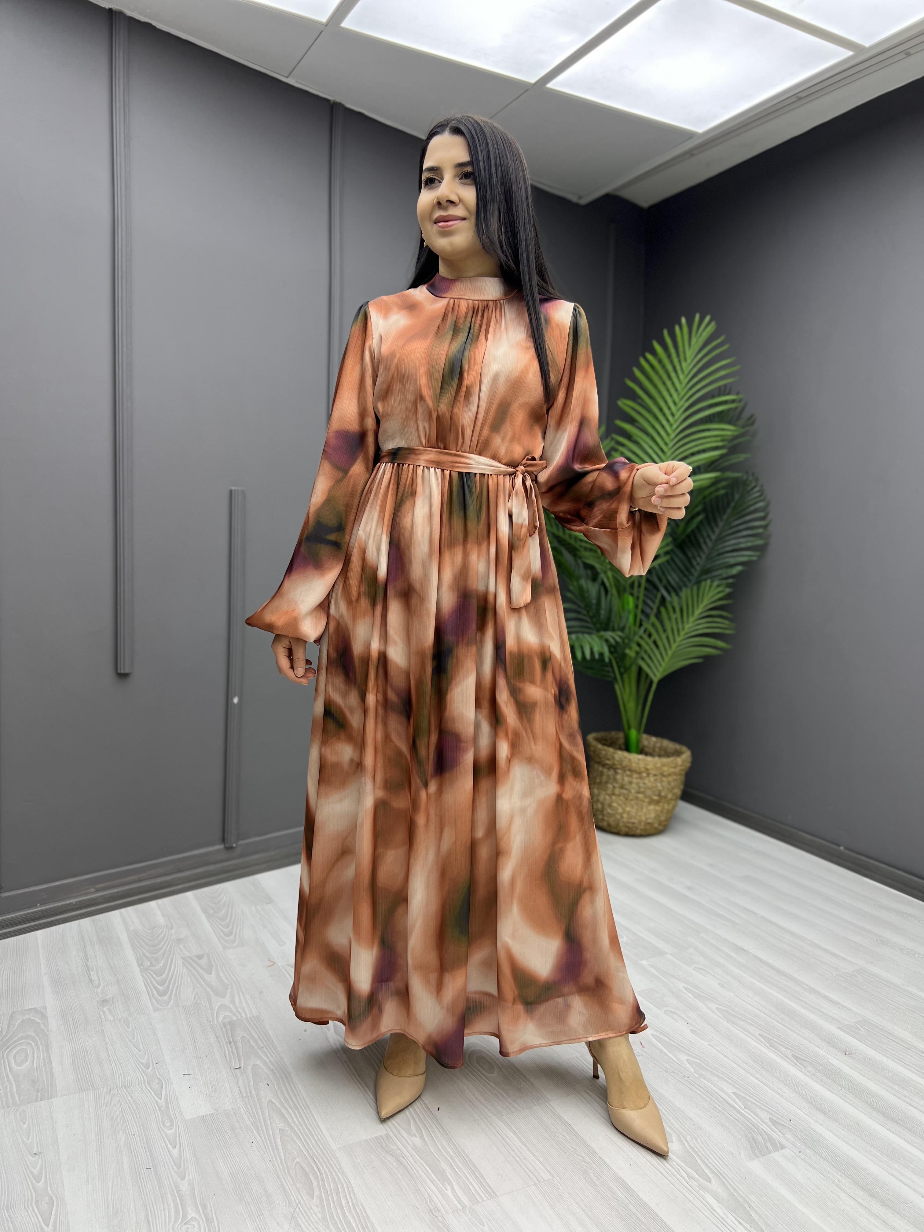 Desenli Elbise Kiremit