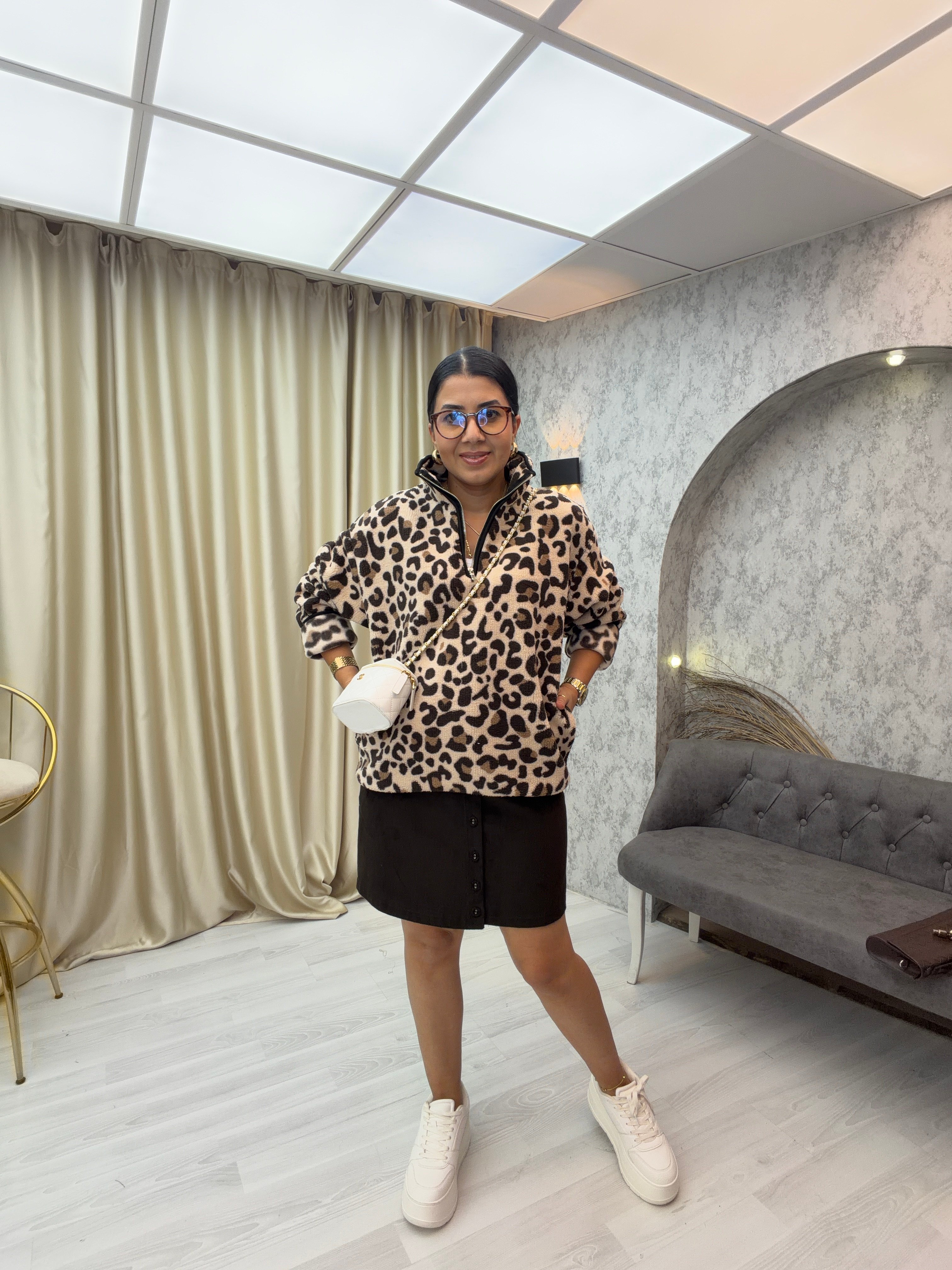 Desenli Peluş Sweat Leopar