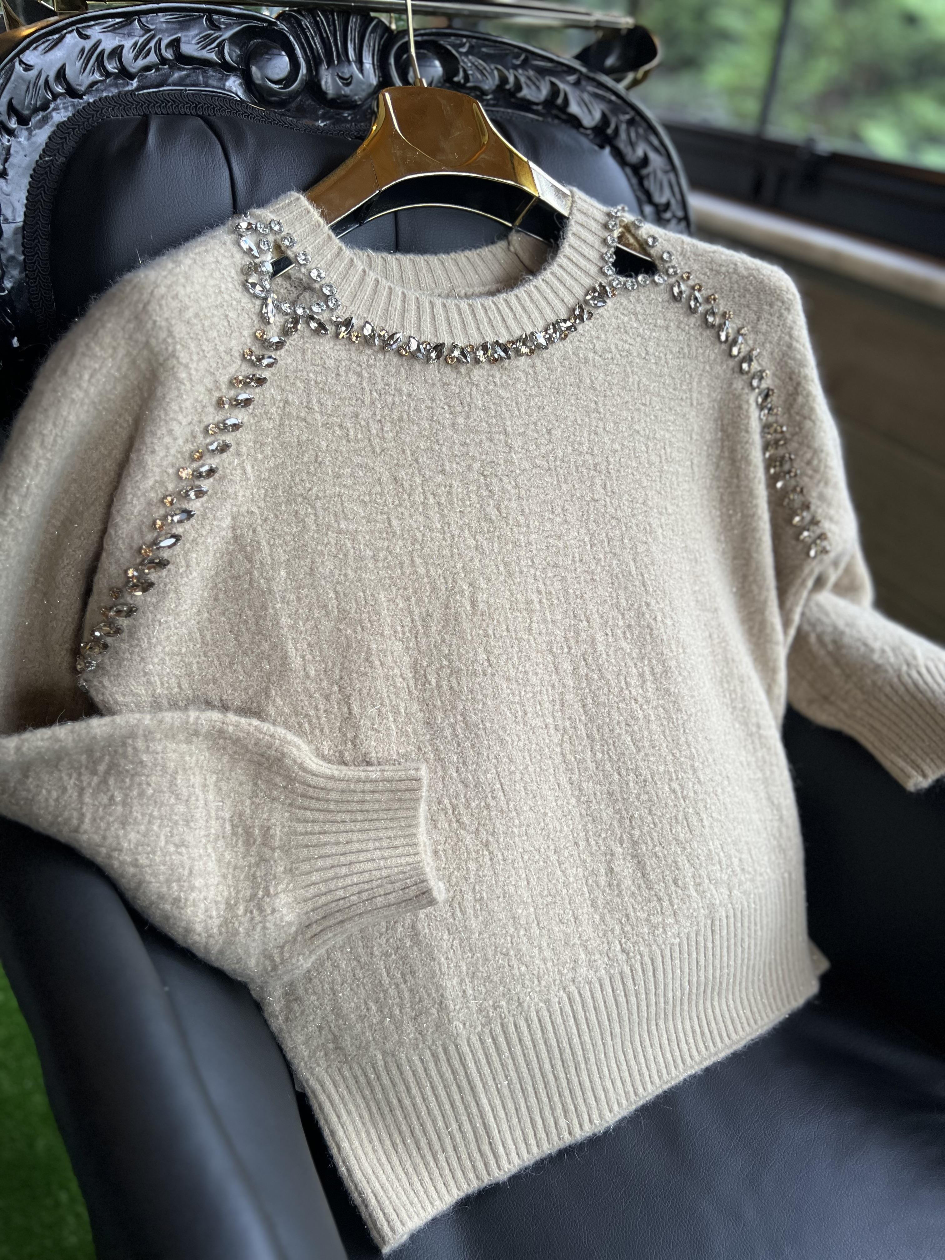 İthal Angora Omuz Dekolteli Taşlı Kazak Vizon