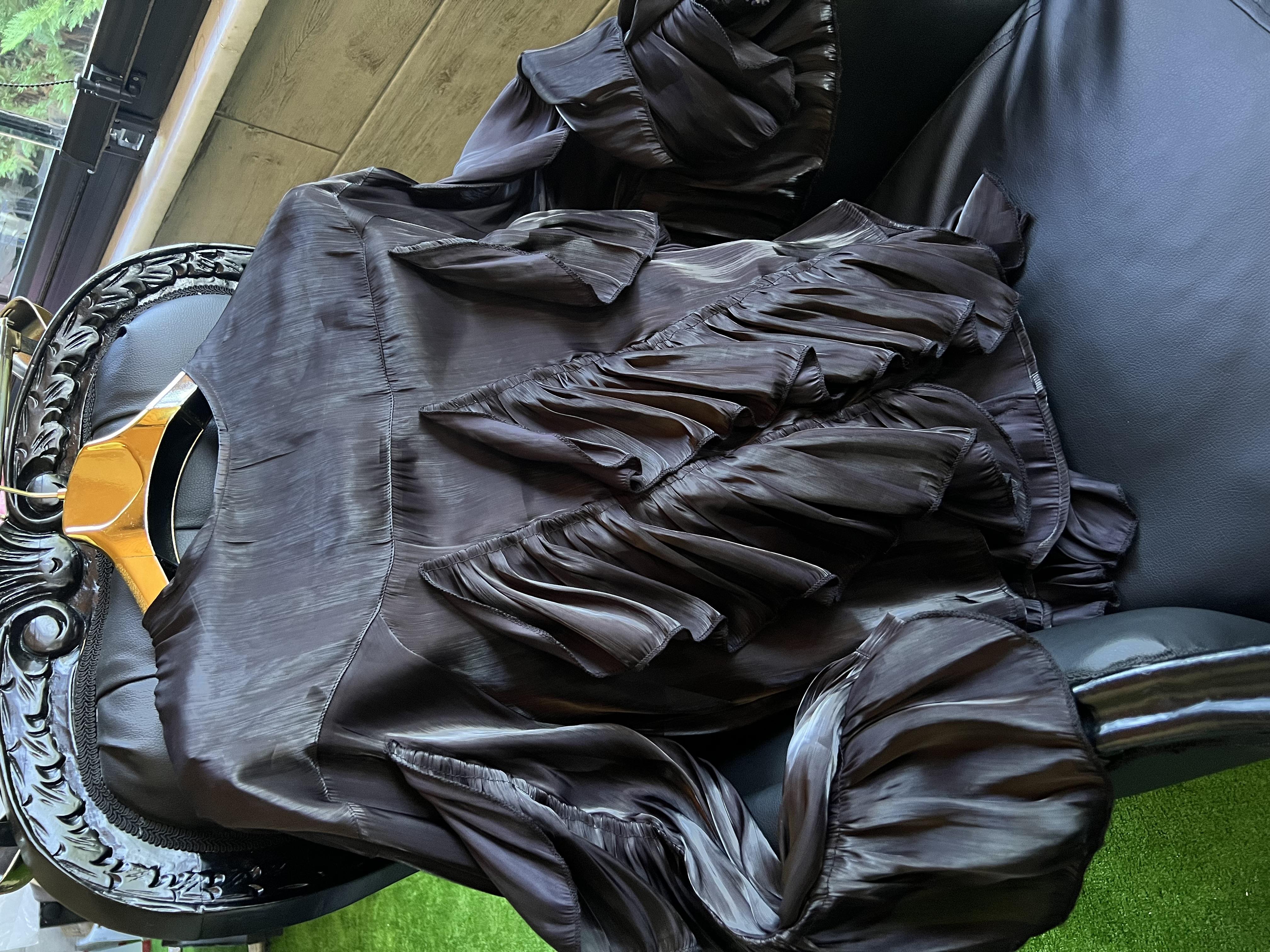 İthal Fırfırlı Bluz Siyah