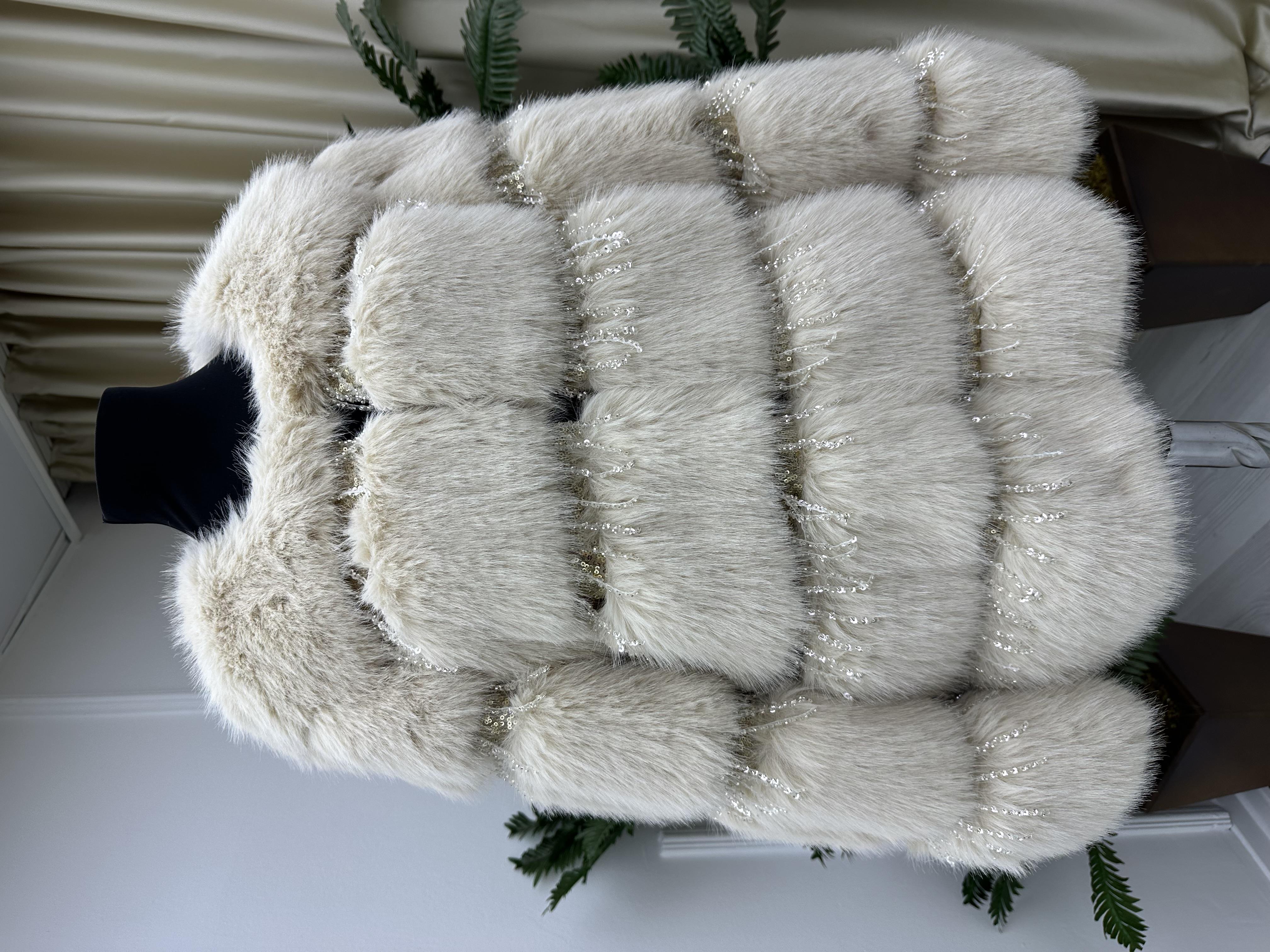 İthal İncili Angora Kürk Krem
