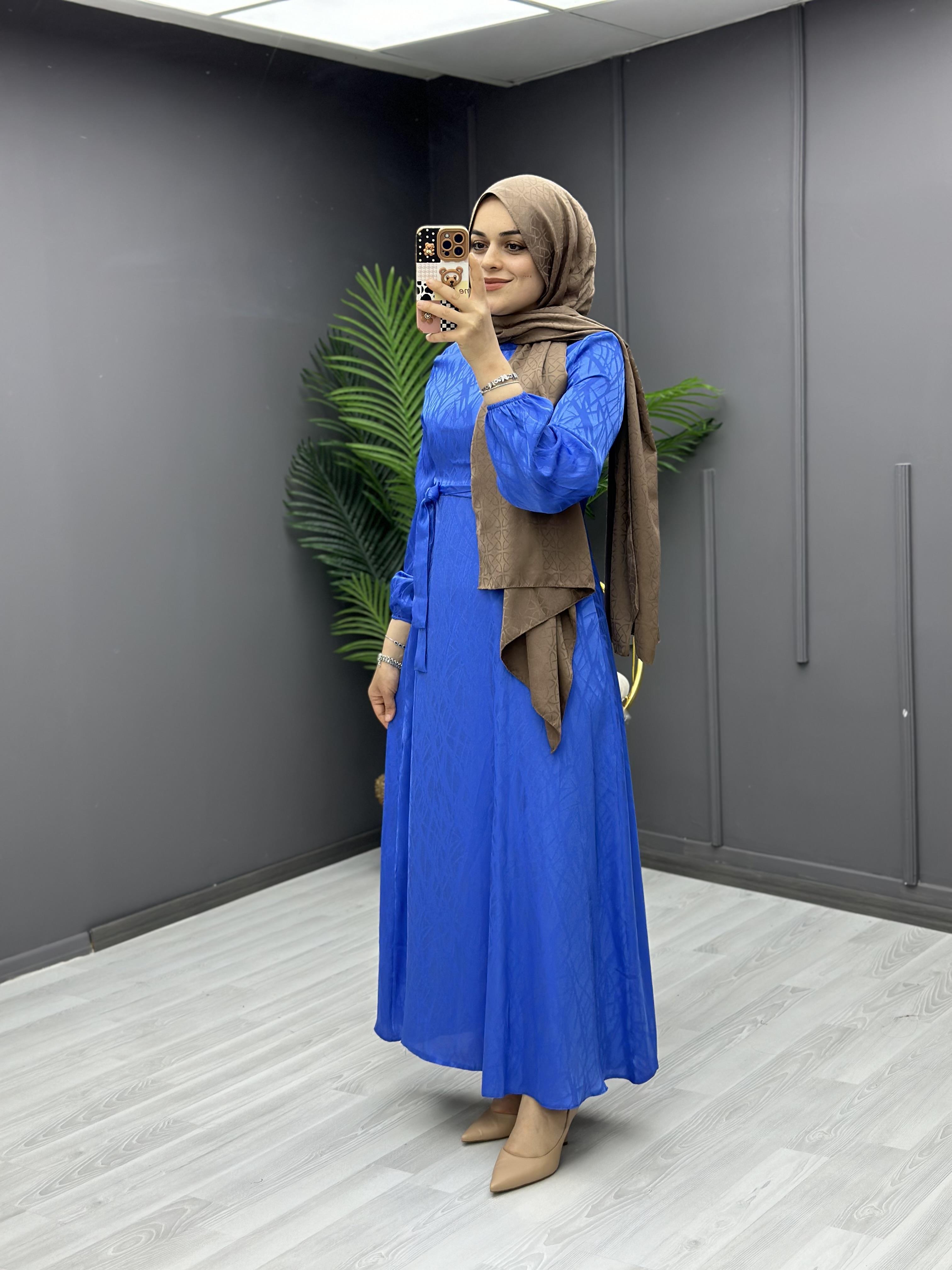 Jakarlı Elbise Saks