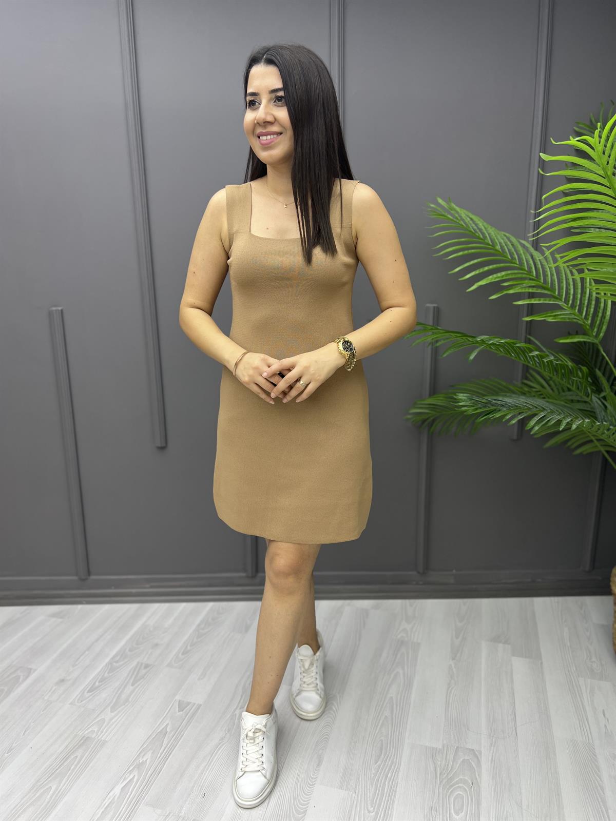 Kare Yaka Elbise Sütlü Kahve