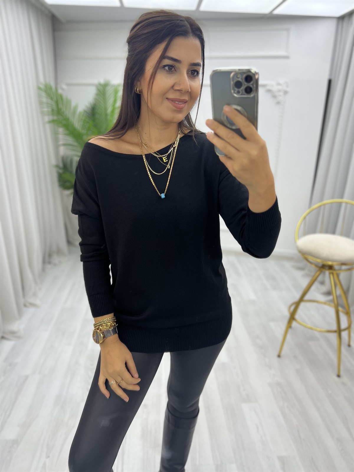 Kayık Yaka Triko Bluz Siyah