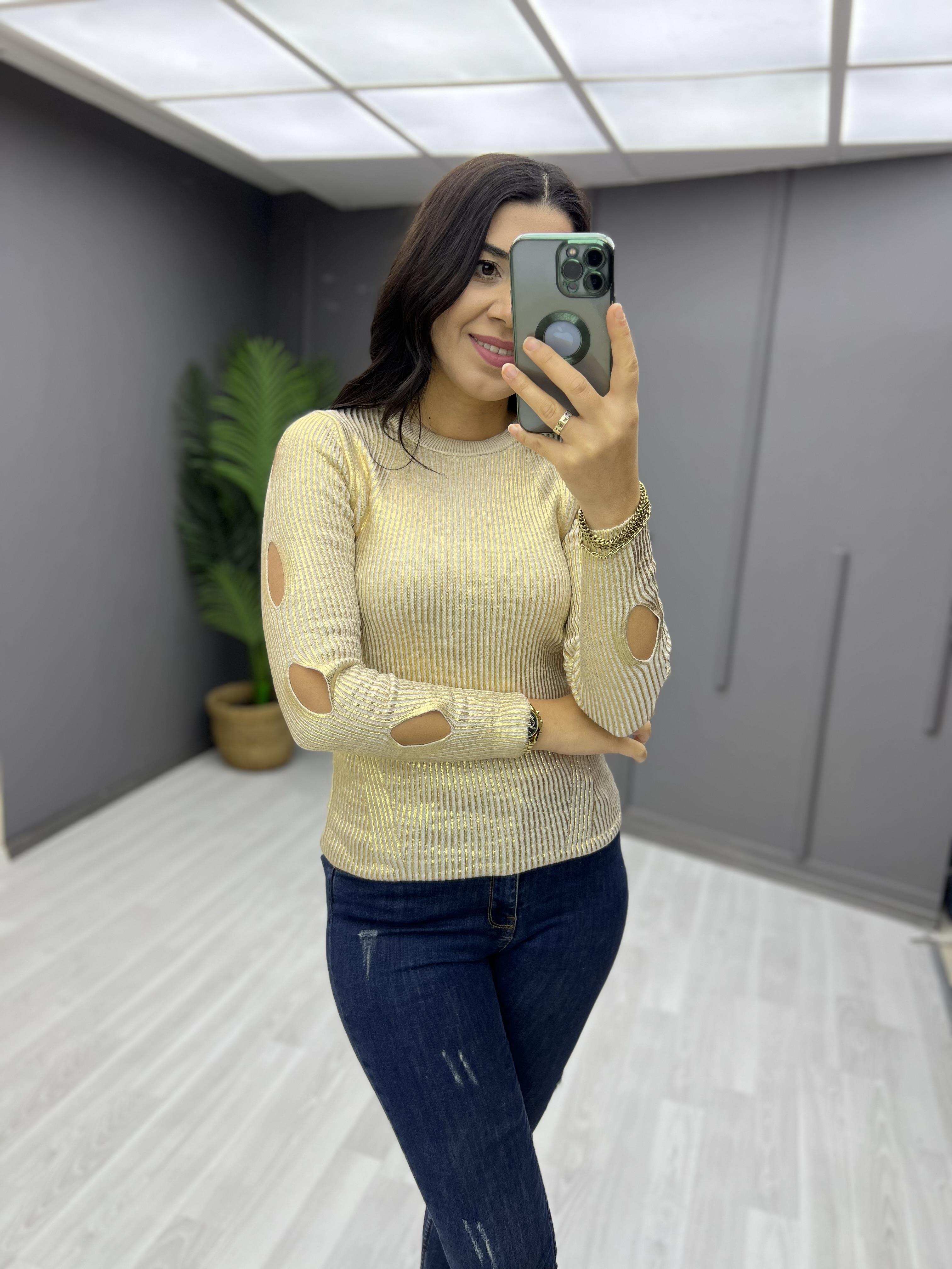 Kol Dekolteli Varaklı Triko Bluz Gold