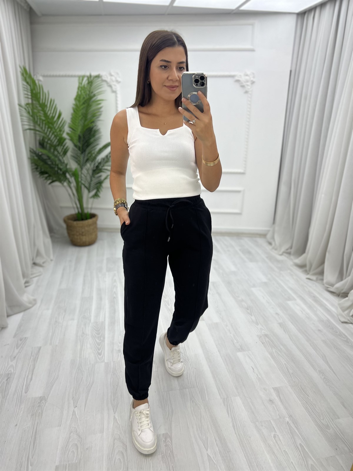 Paçası Lastikli Eşofman Altı Siyah