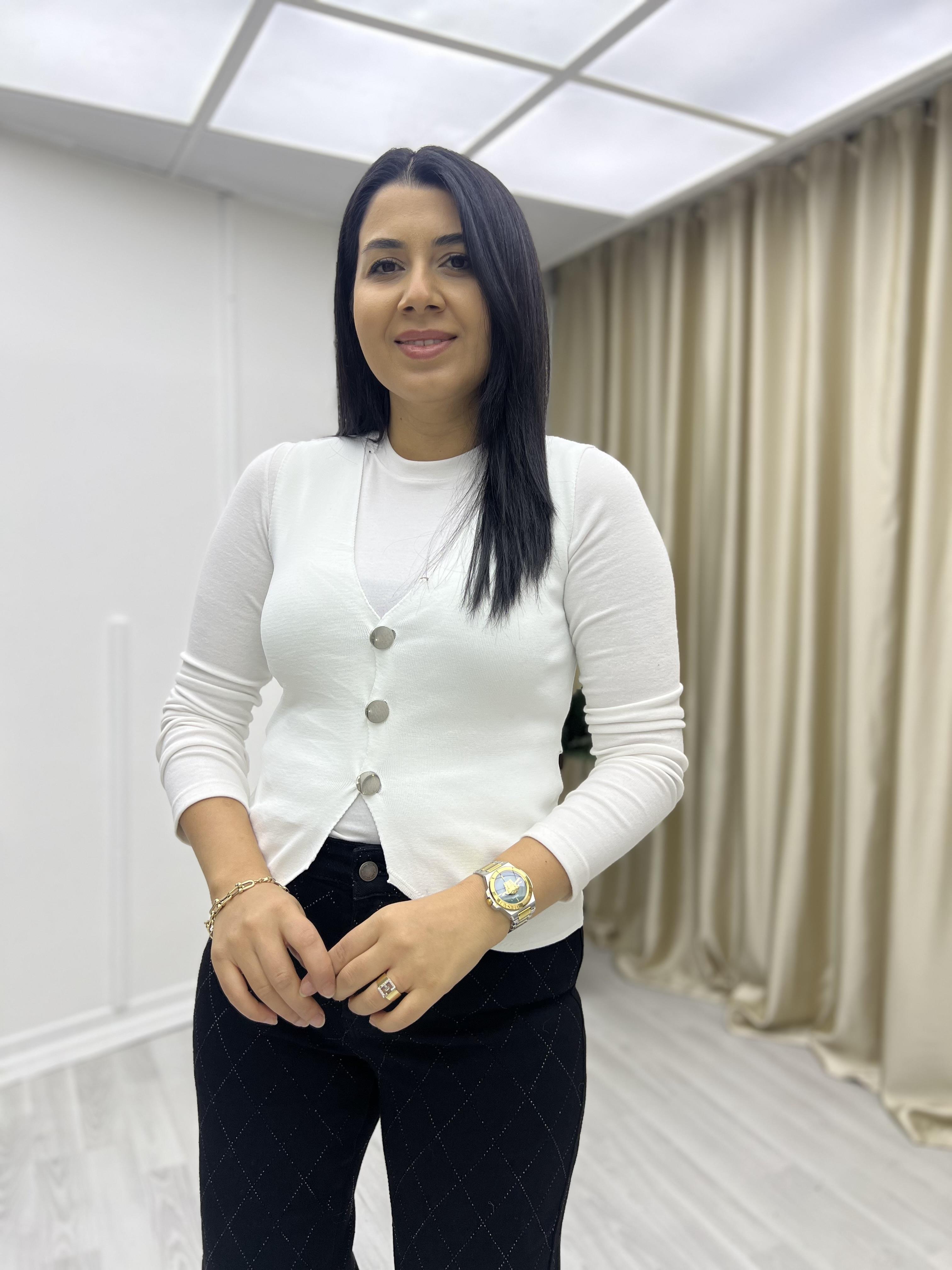 Triko Üç Düğmeli Yelek Beyaz