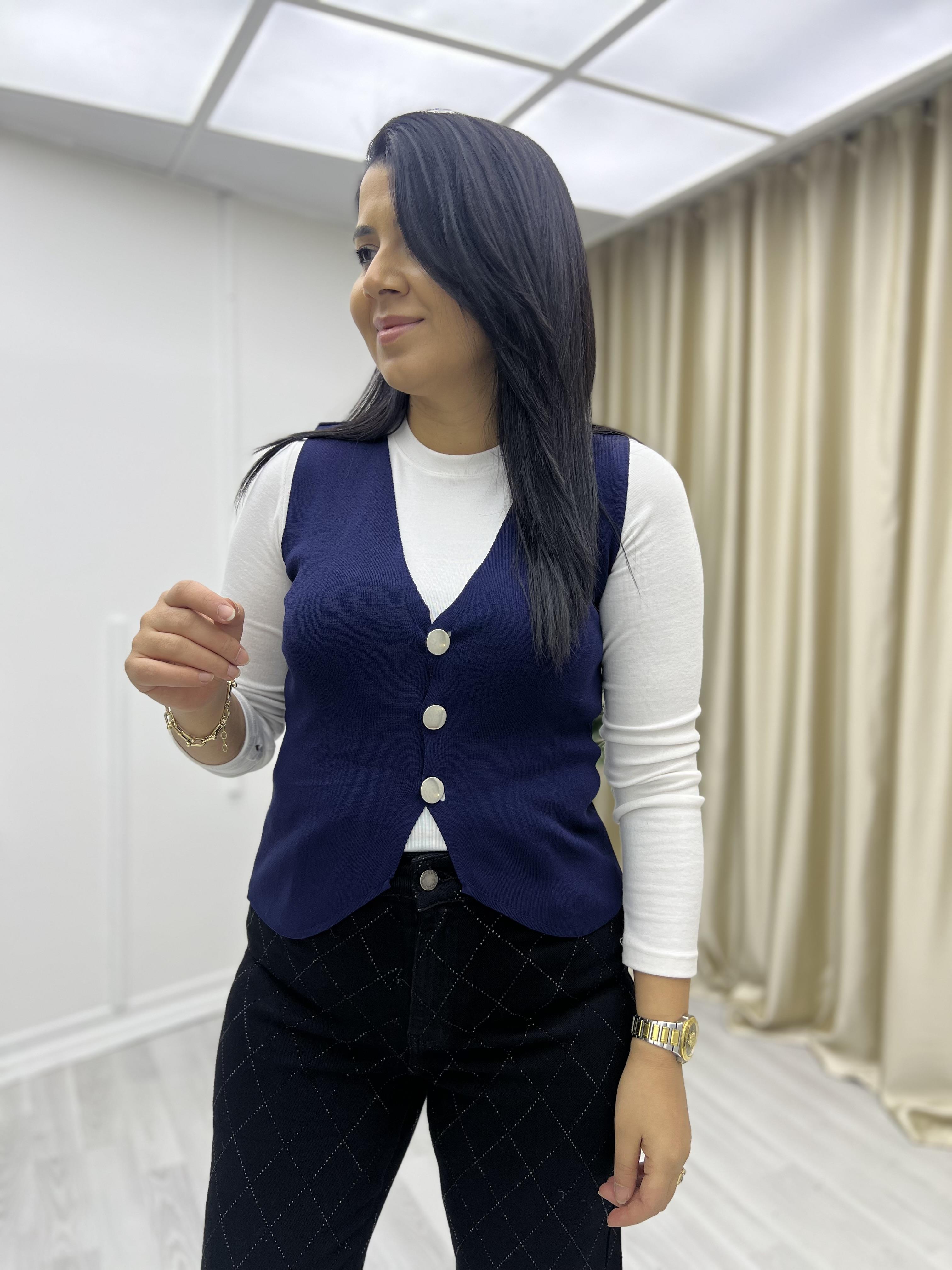 Triko Üç Düğmeli Yelek Lacivert