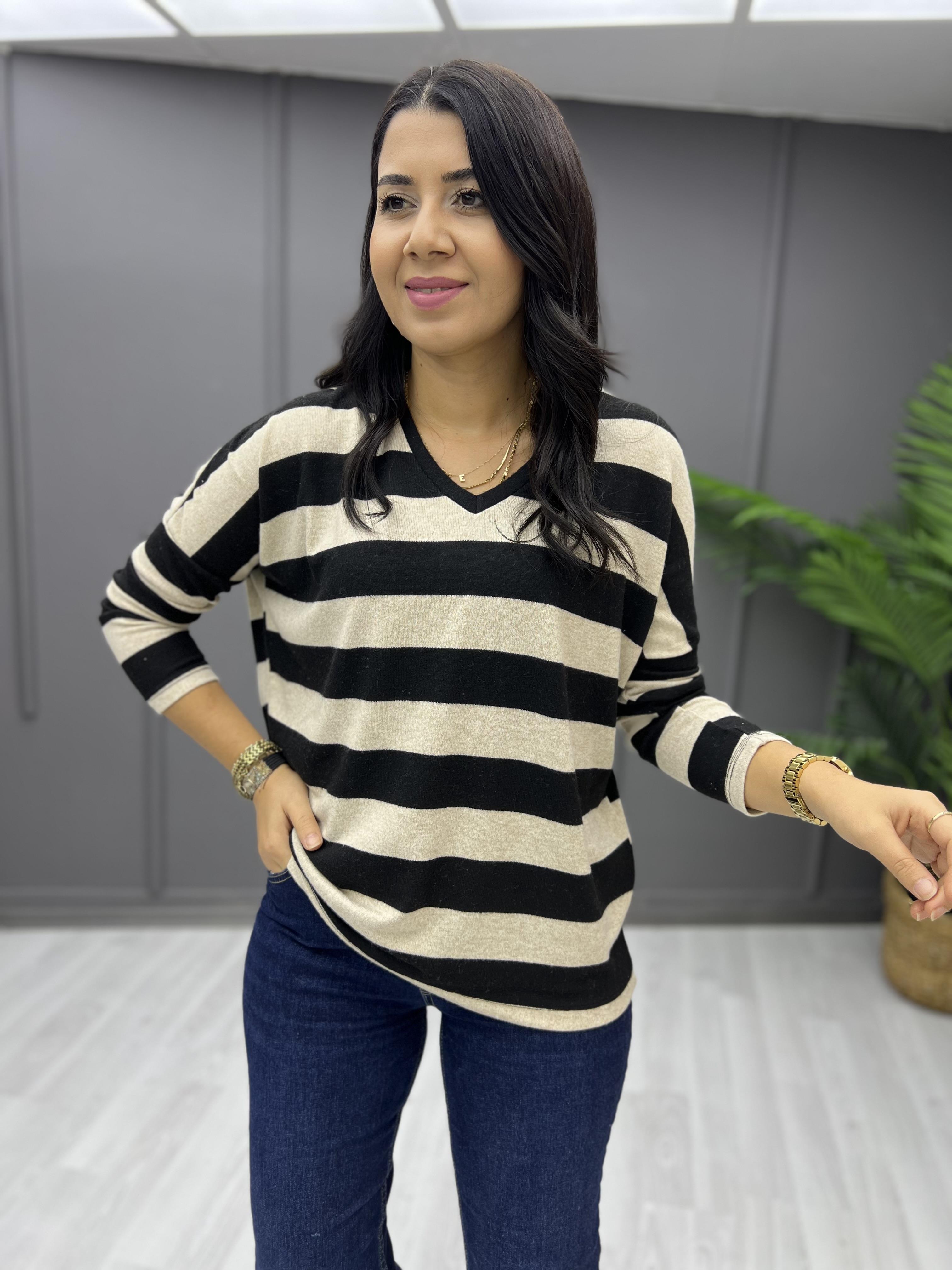 V Yaka Basic Çizgili Yumoş Sweat Siyah