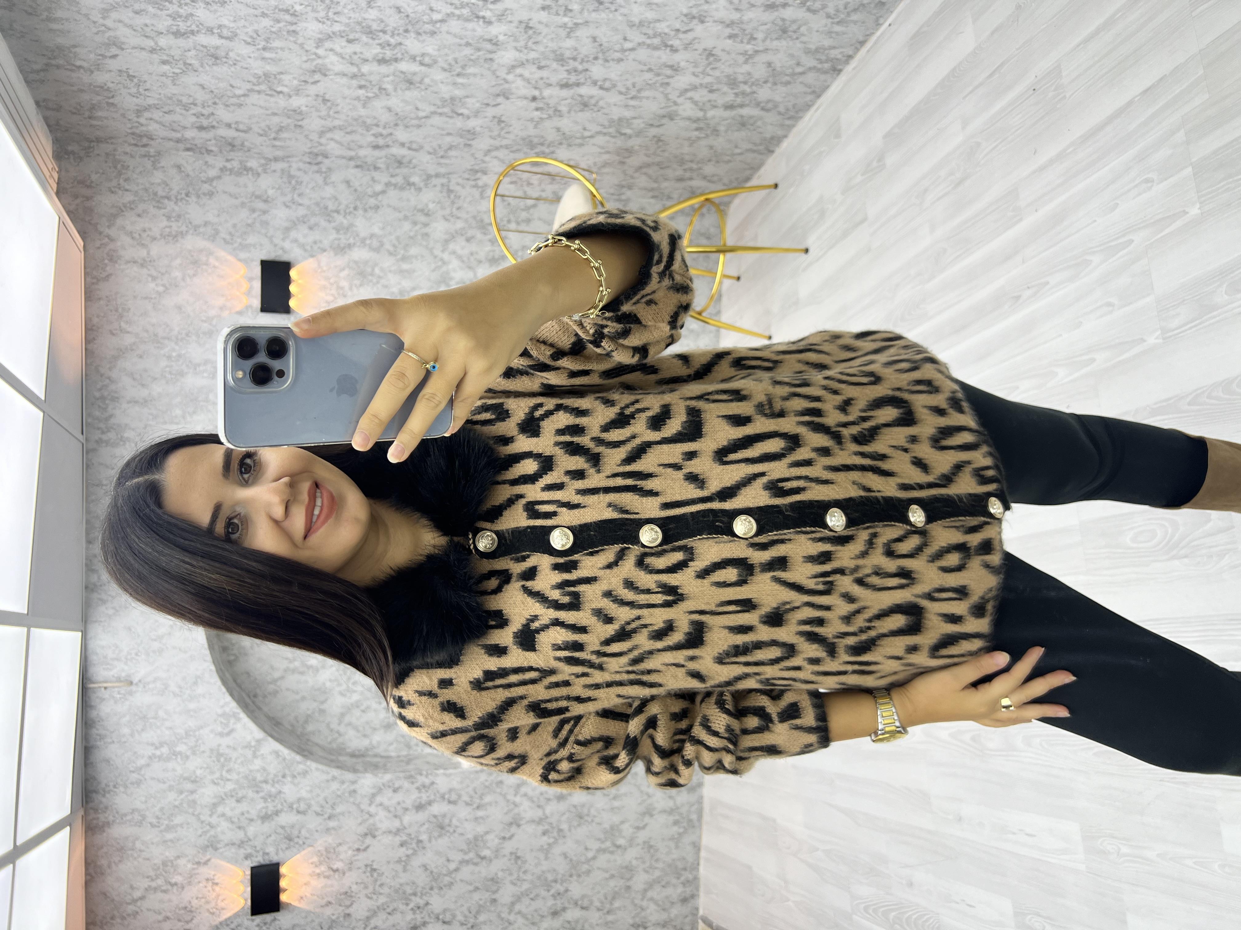 Yaka Kürklü Leopar Hırka Siyah