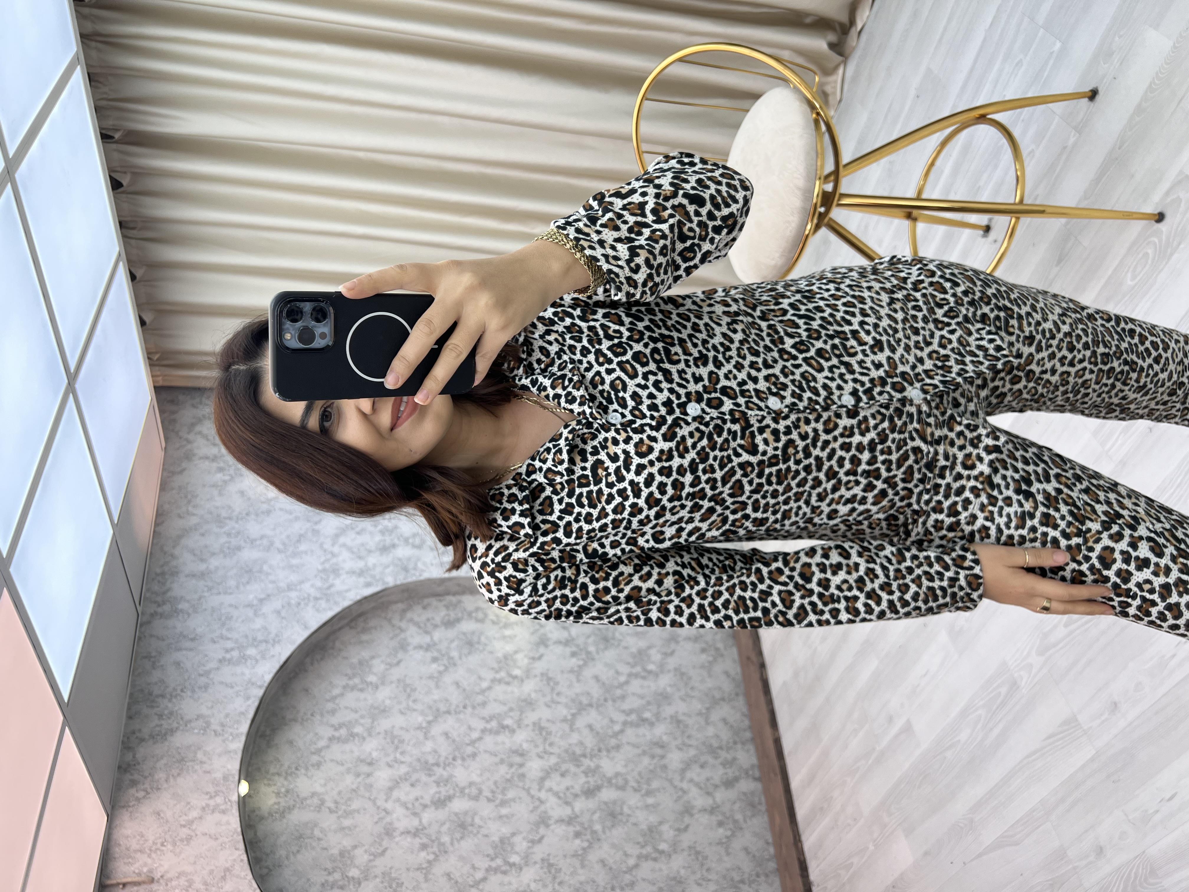 Yakalı Küçük Leopar Pijama Takımı