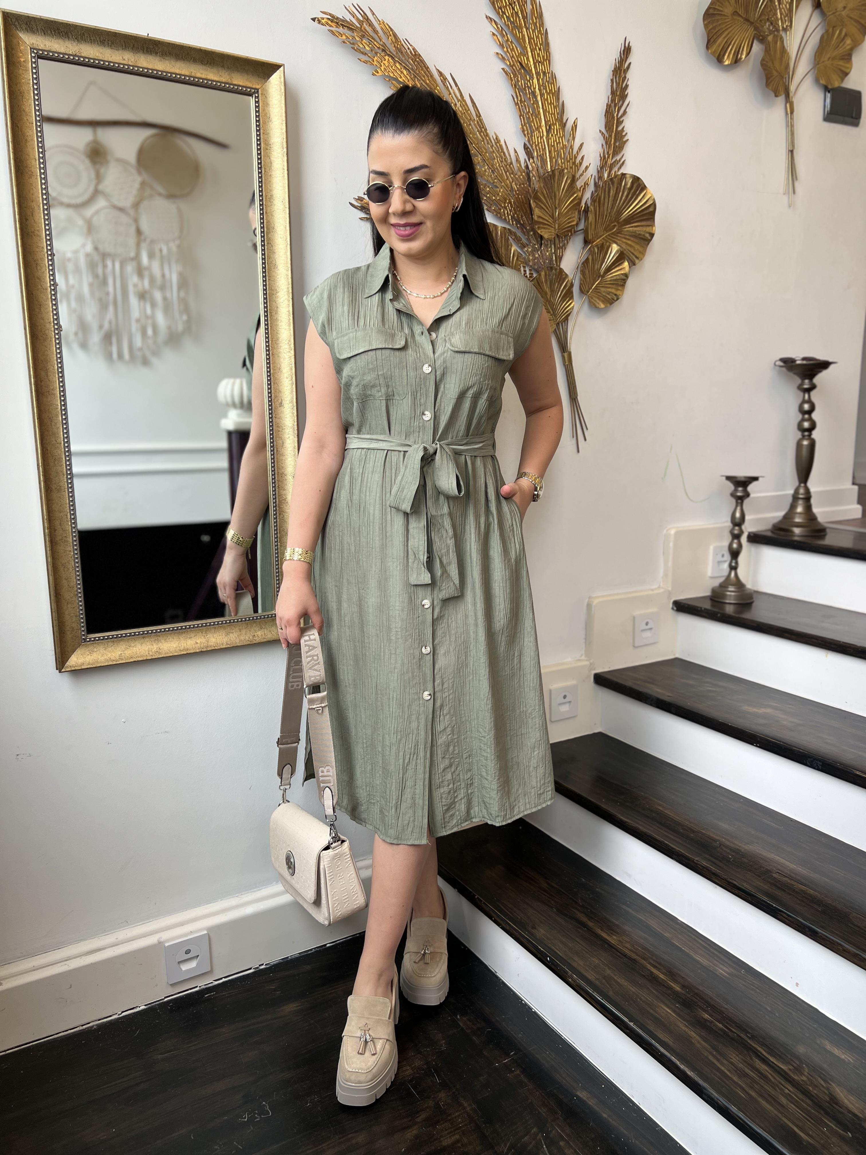 Yan Yırtmaçlı Düğmeli Elbise Haki