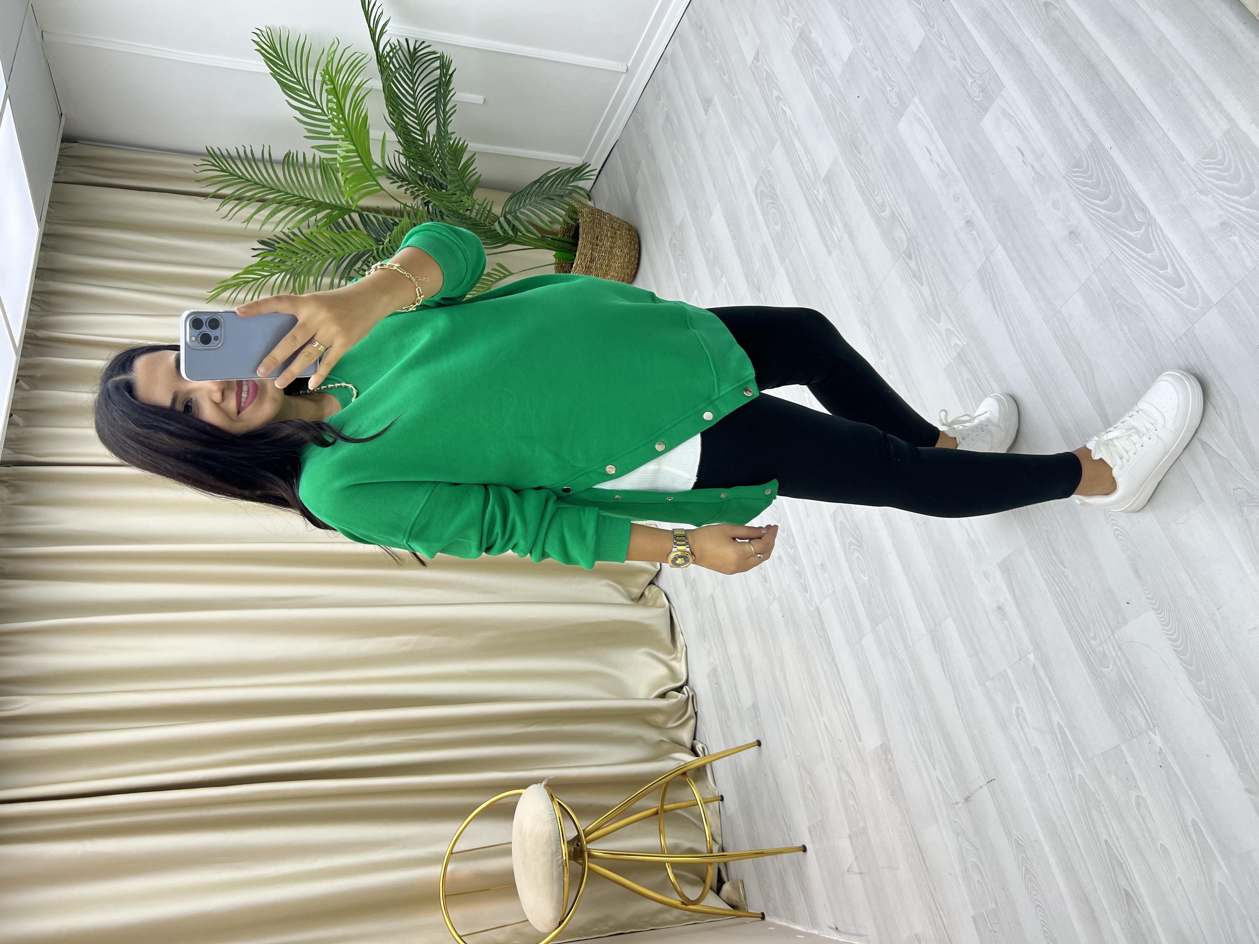 Yanlar Zımbalı Şardonlu Sweat Yeşil