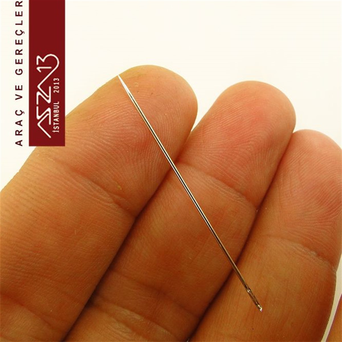 Rodyum Başlı Süper İnce Boncuk İğnesi / Paket İçeriği 10 Adet